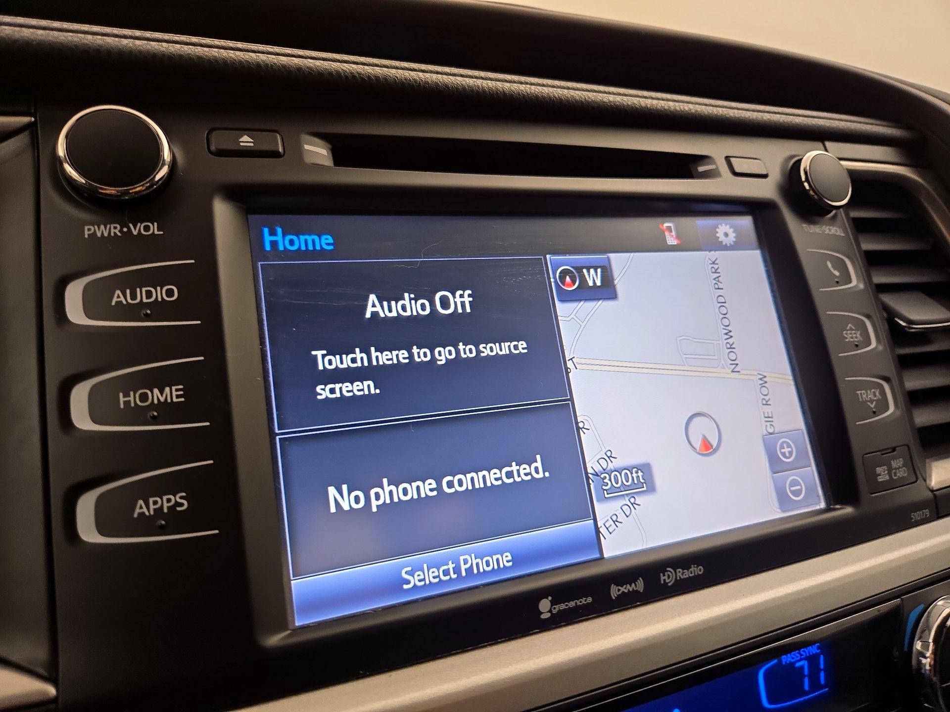 Thumbnail: 2018 Toyota Highlander - 16