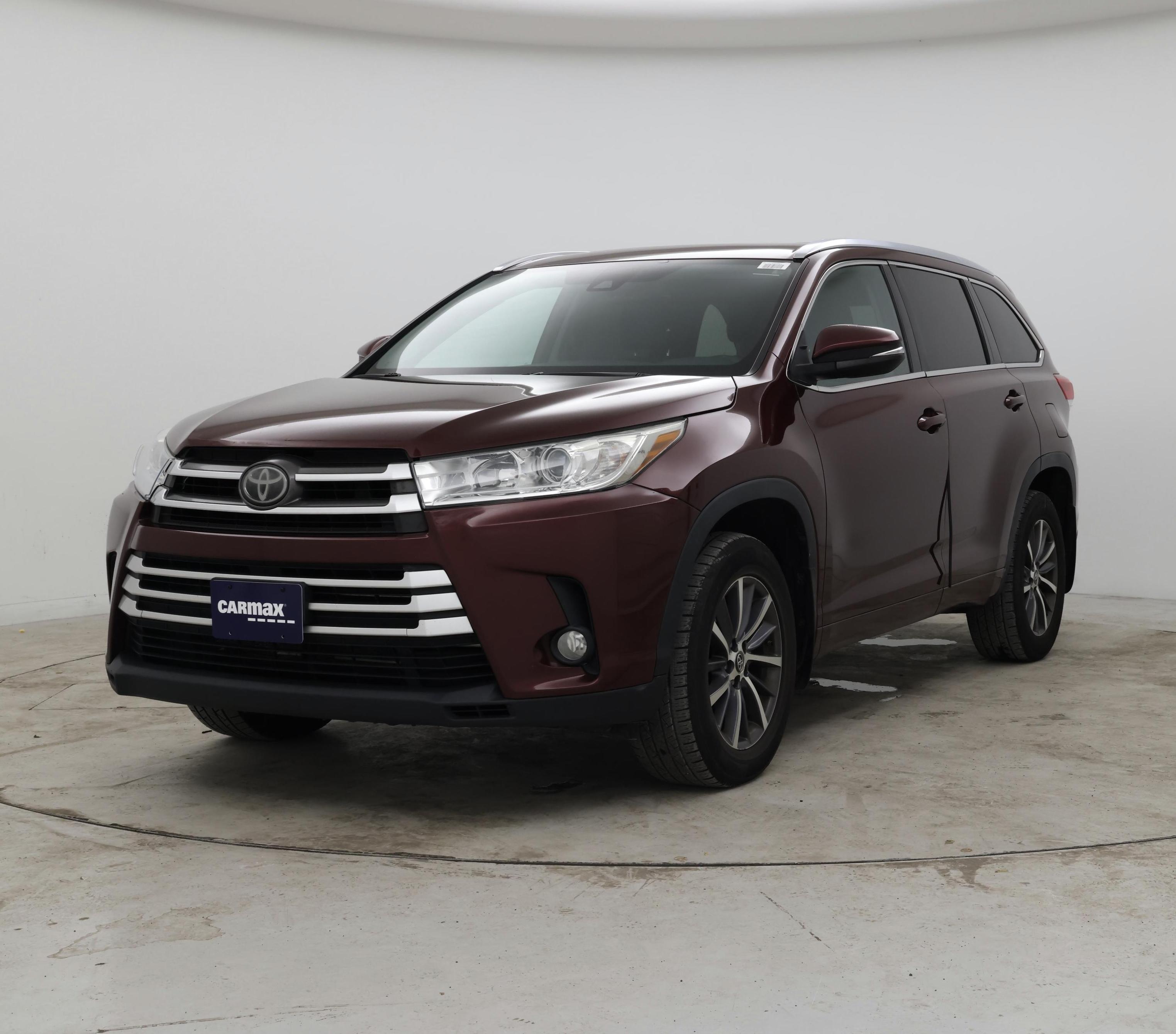 Thumbnail: 2018 Toyota Highlander - 4