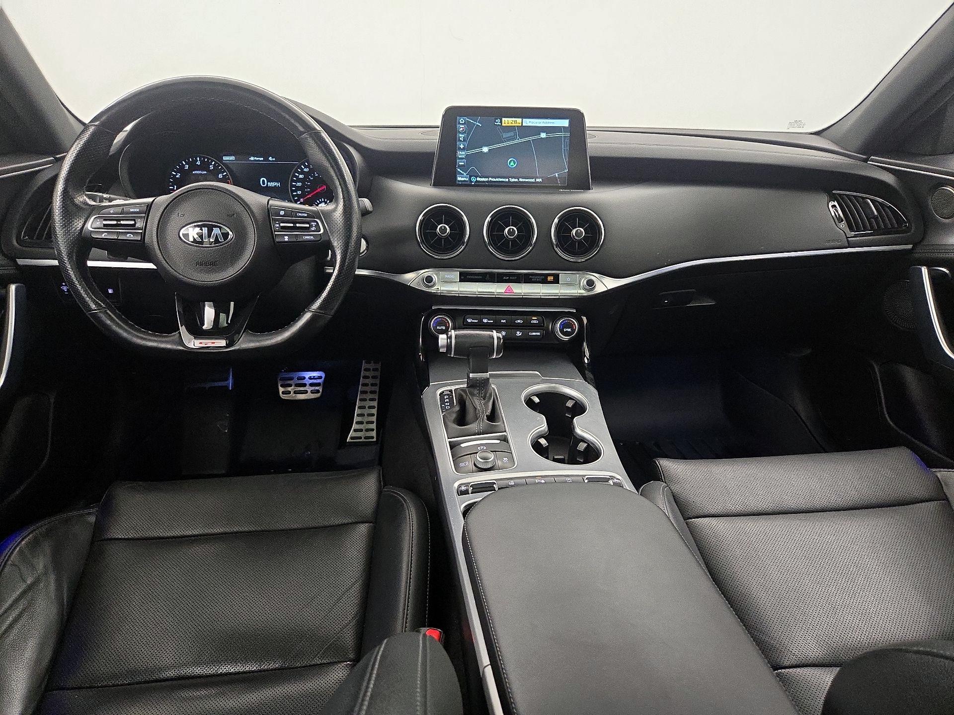 Thumbnail: 2020 Kia Stinger - 9