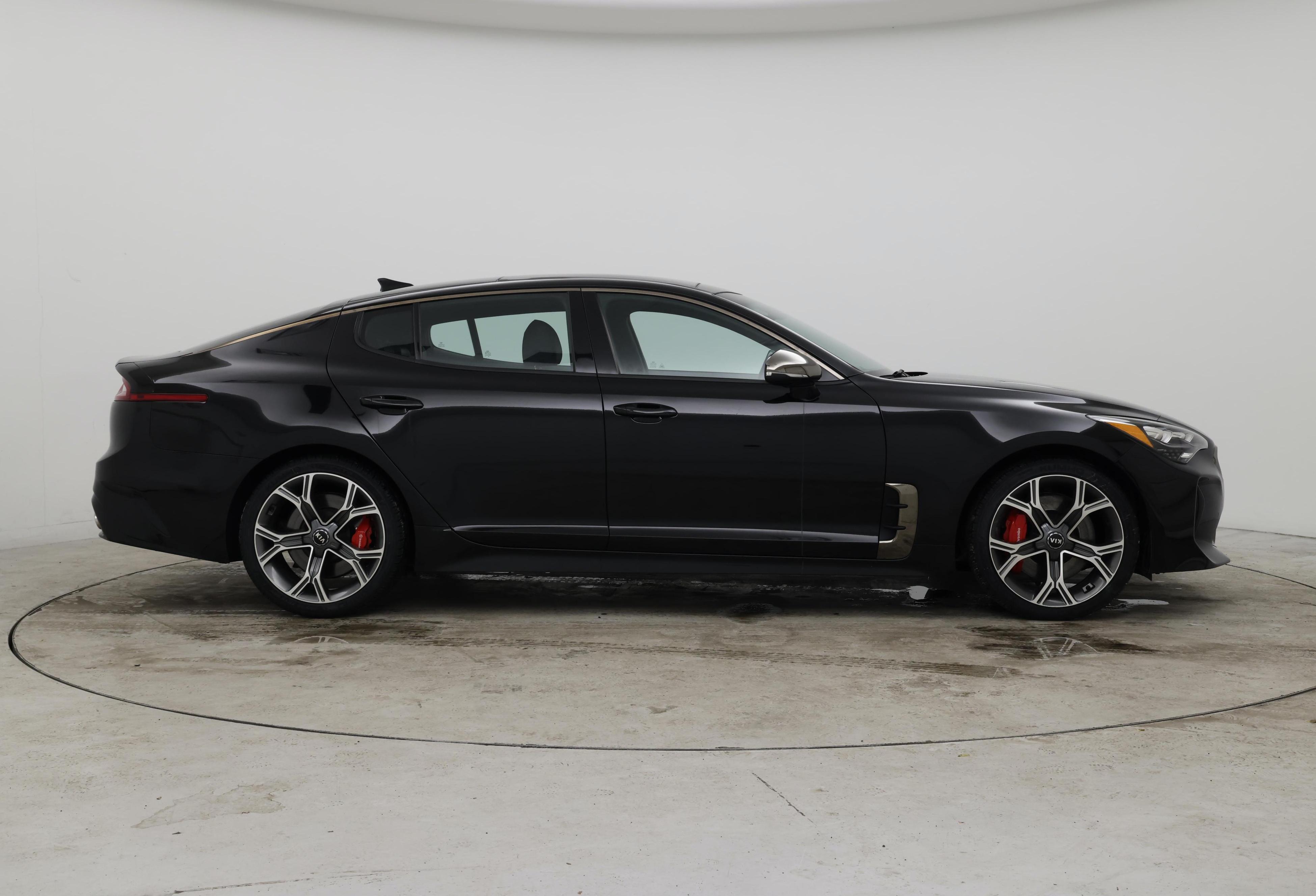 Thumbnail: 2020 Kia Stinger - 7