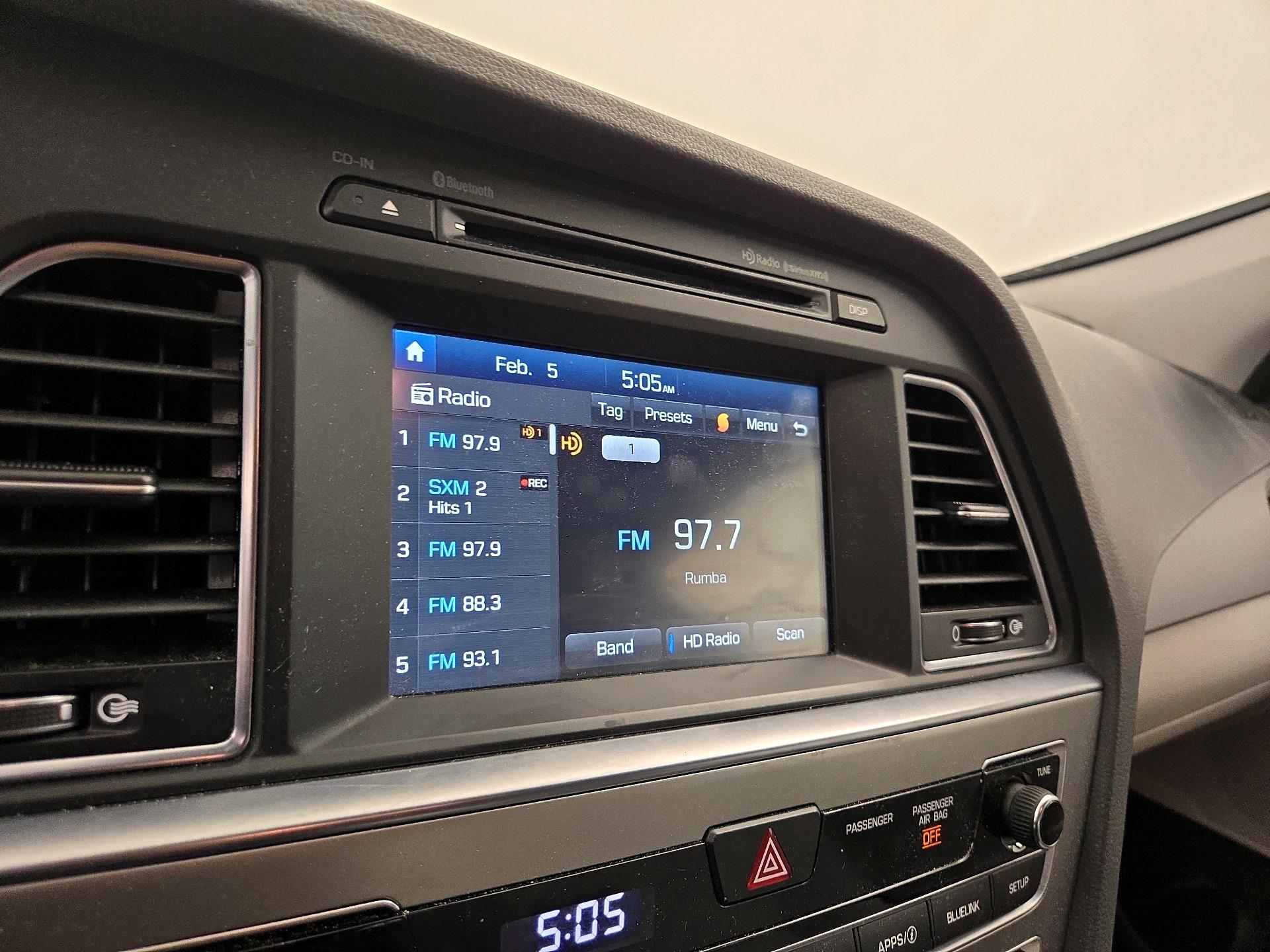 Thumbnail: 2017 Hyundai Sonata - 15