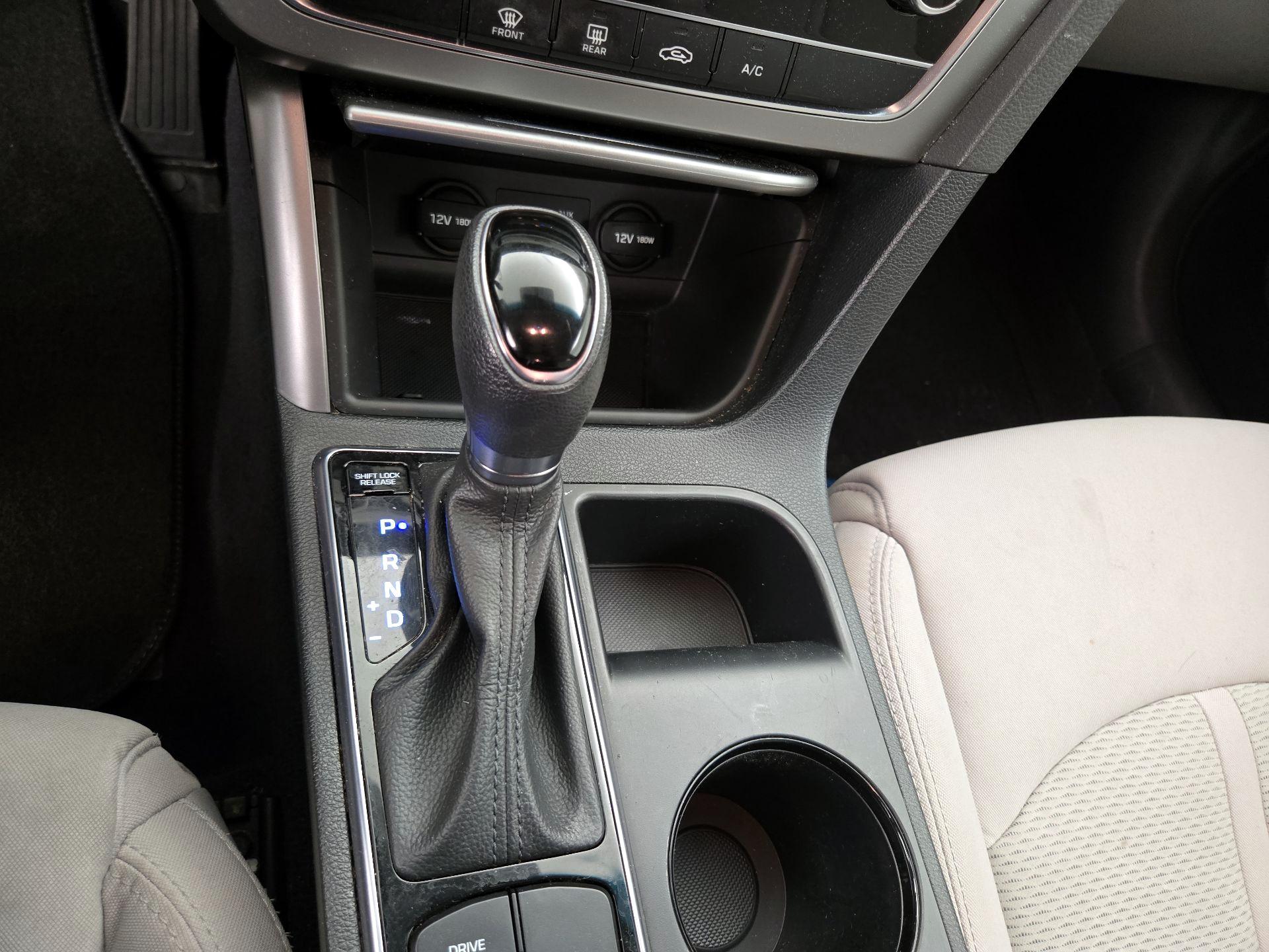 Thumbnail: 2017 Hyundai Sonata - 17