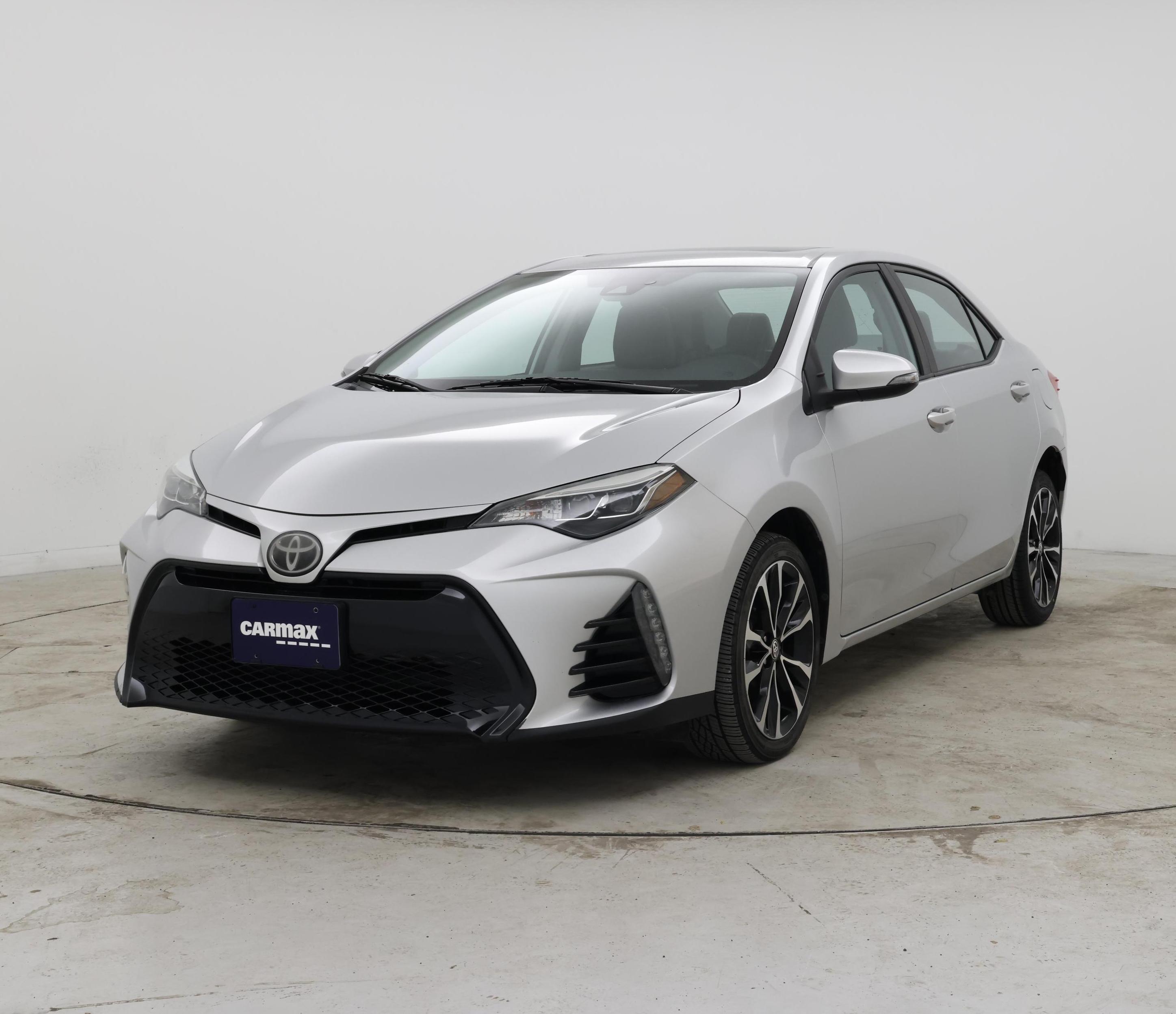 Thumbnail: 2018 Toyota Corolla - 4