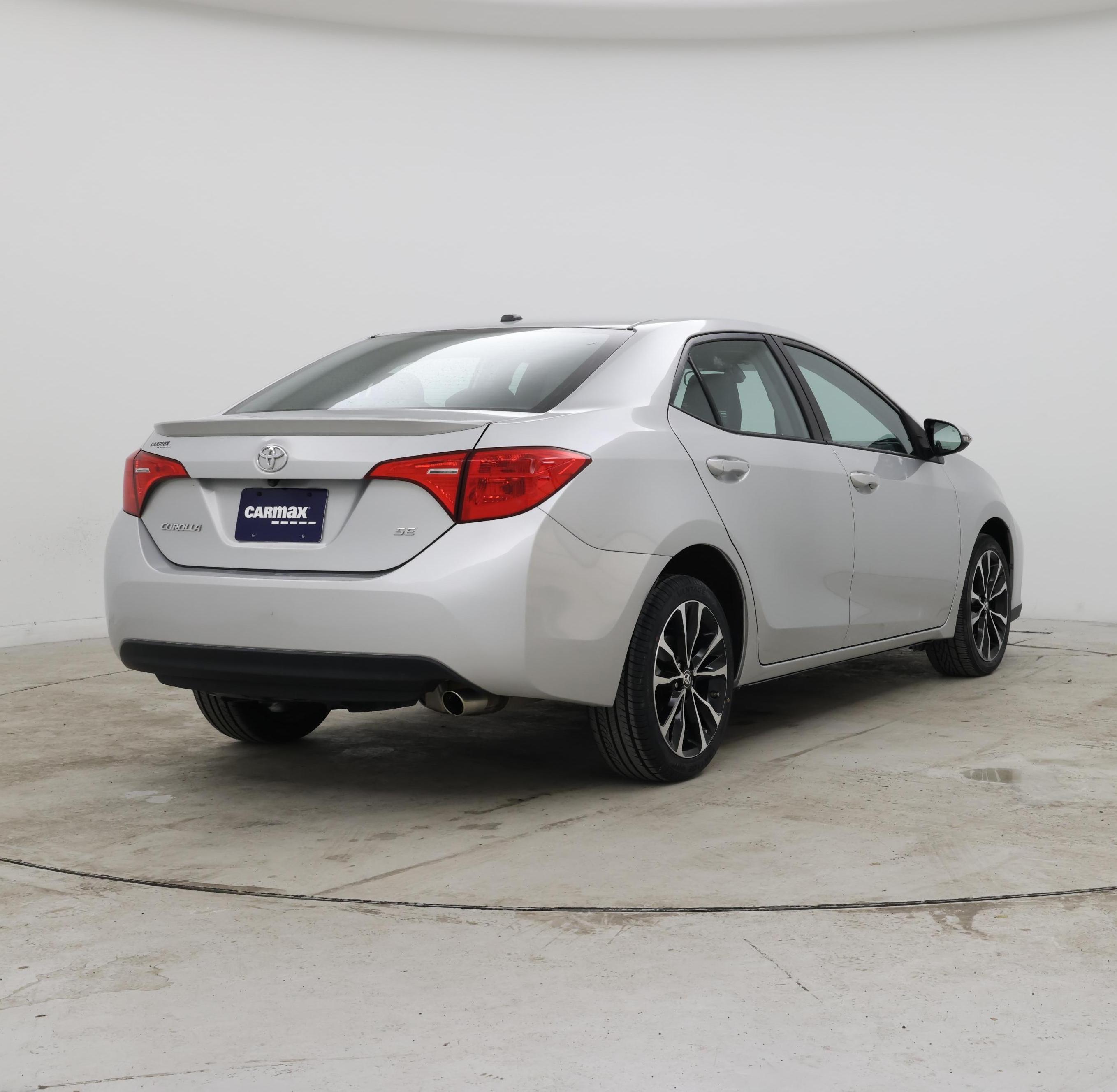 Thumbnail: 2018 Toyota Corolla - 8