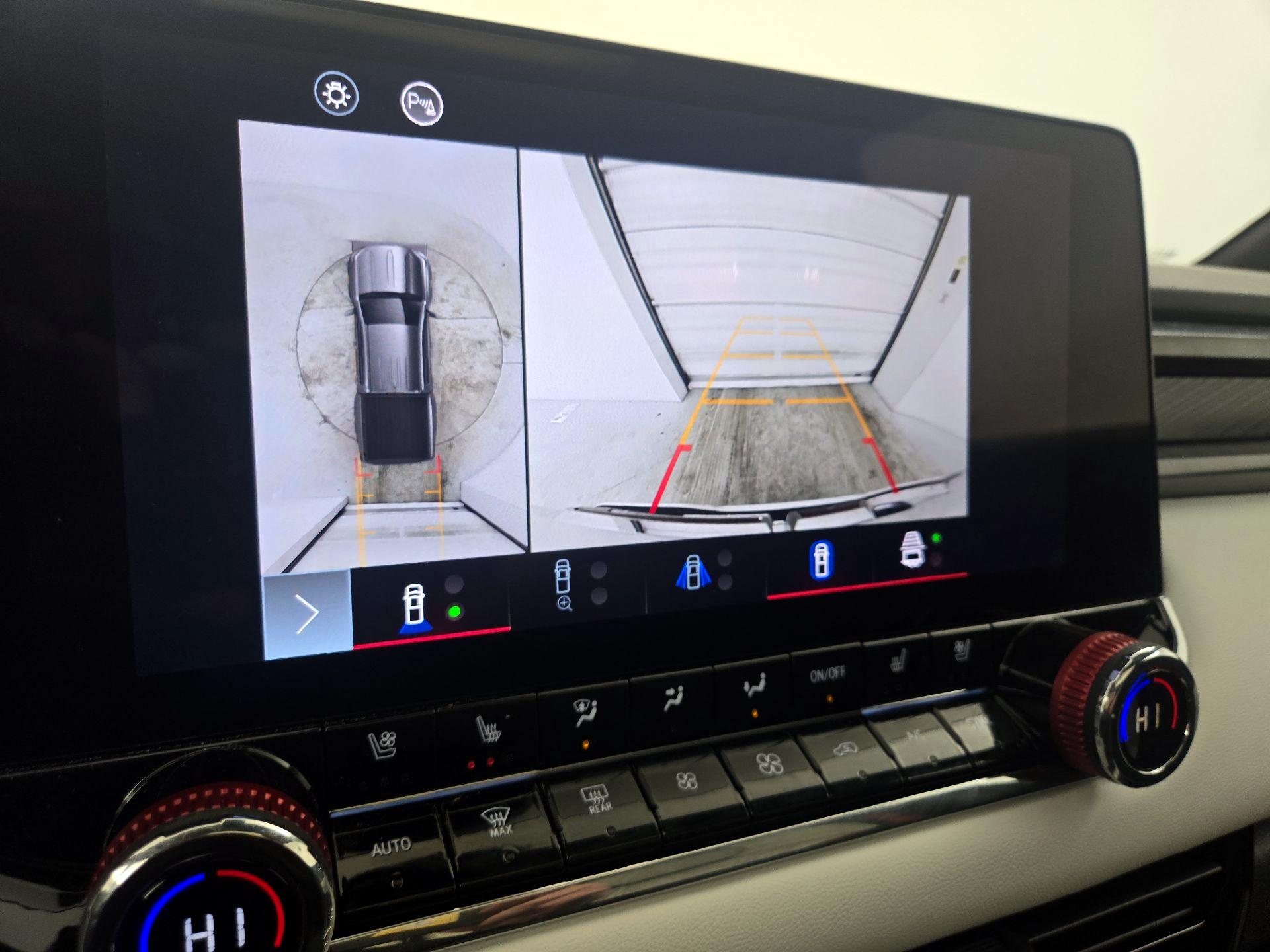 Thumbnail: 2024 GMC Canyon - 14