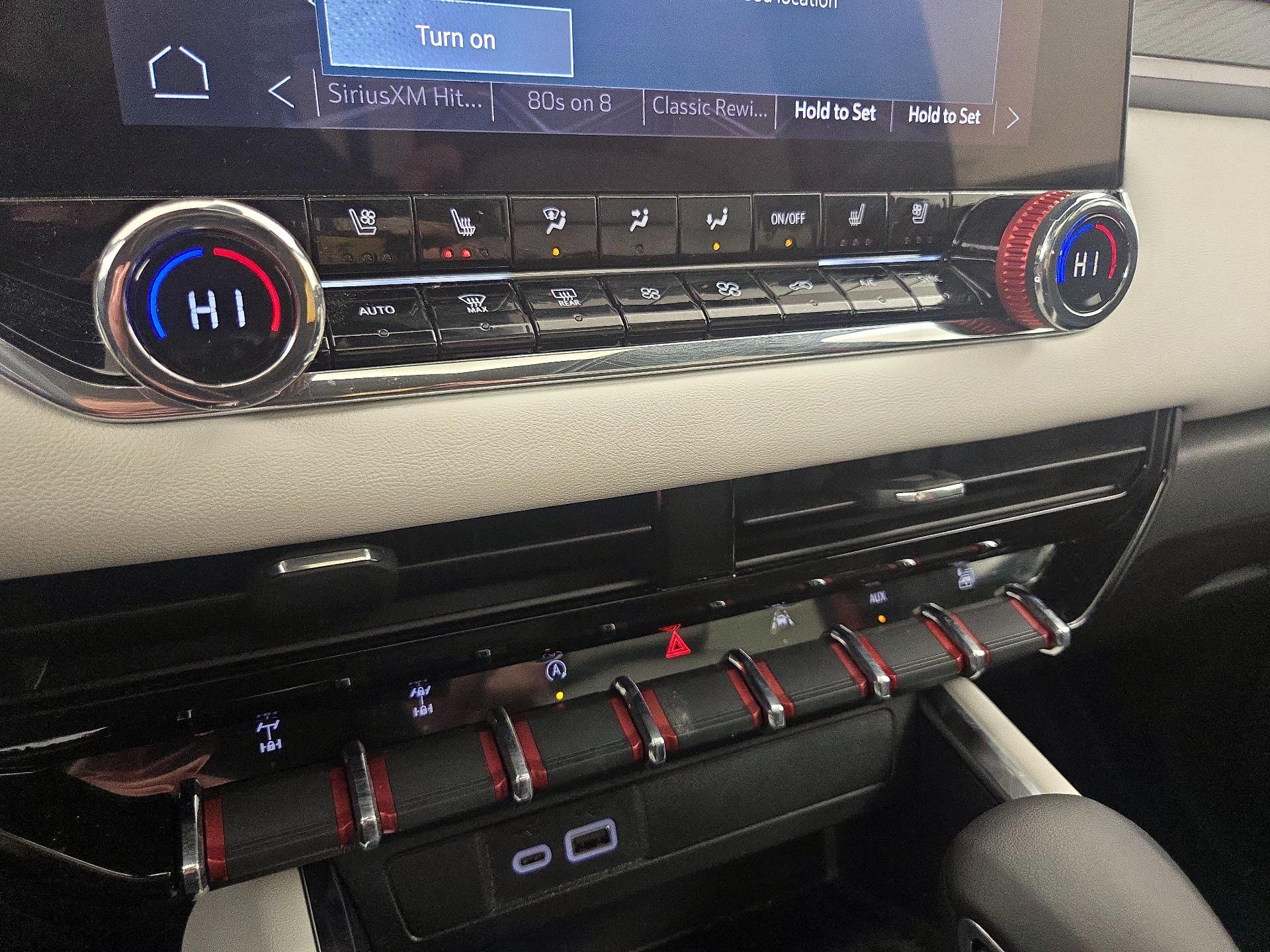 Thumbnail: 2024 GMC Canyon - 16