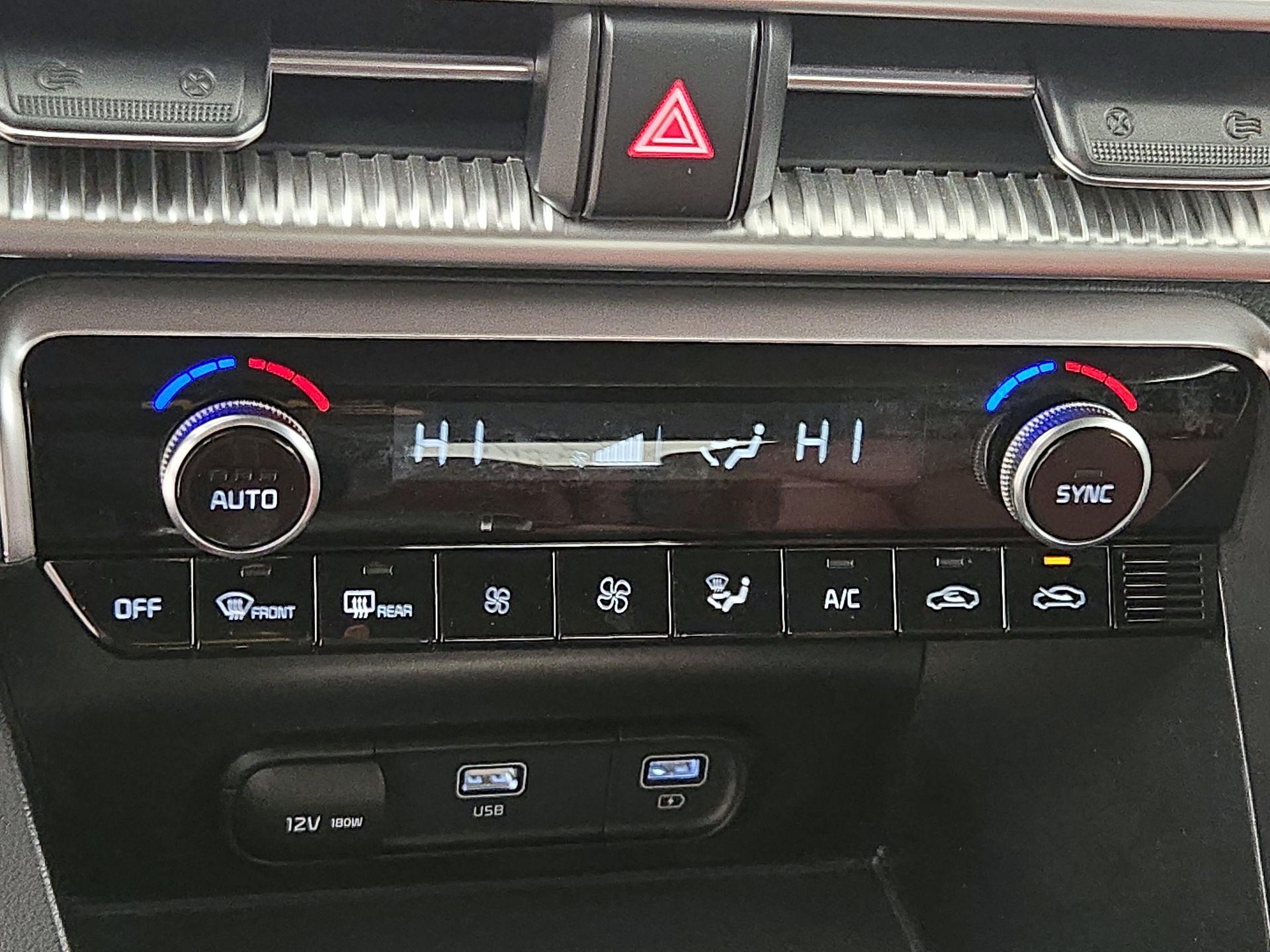 Thumbnail: 2023 Kia K5 - 17