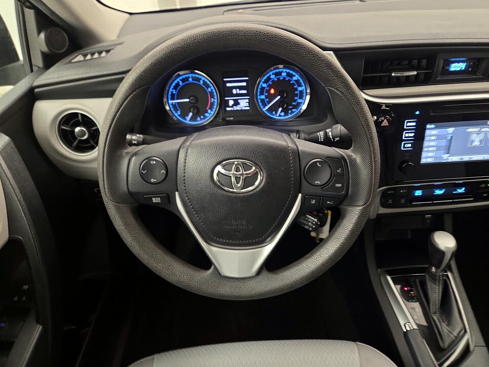 Thumbnail: 2017 Toyota Corolla - 10