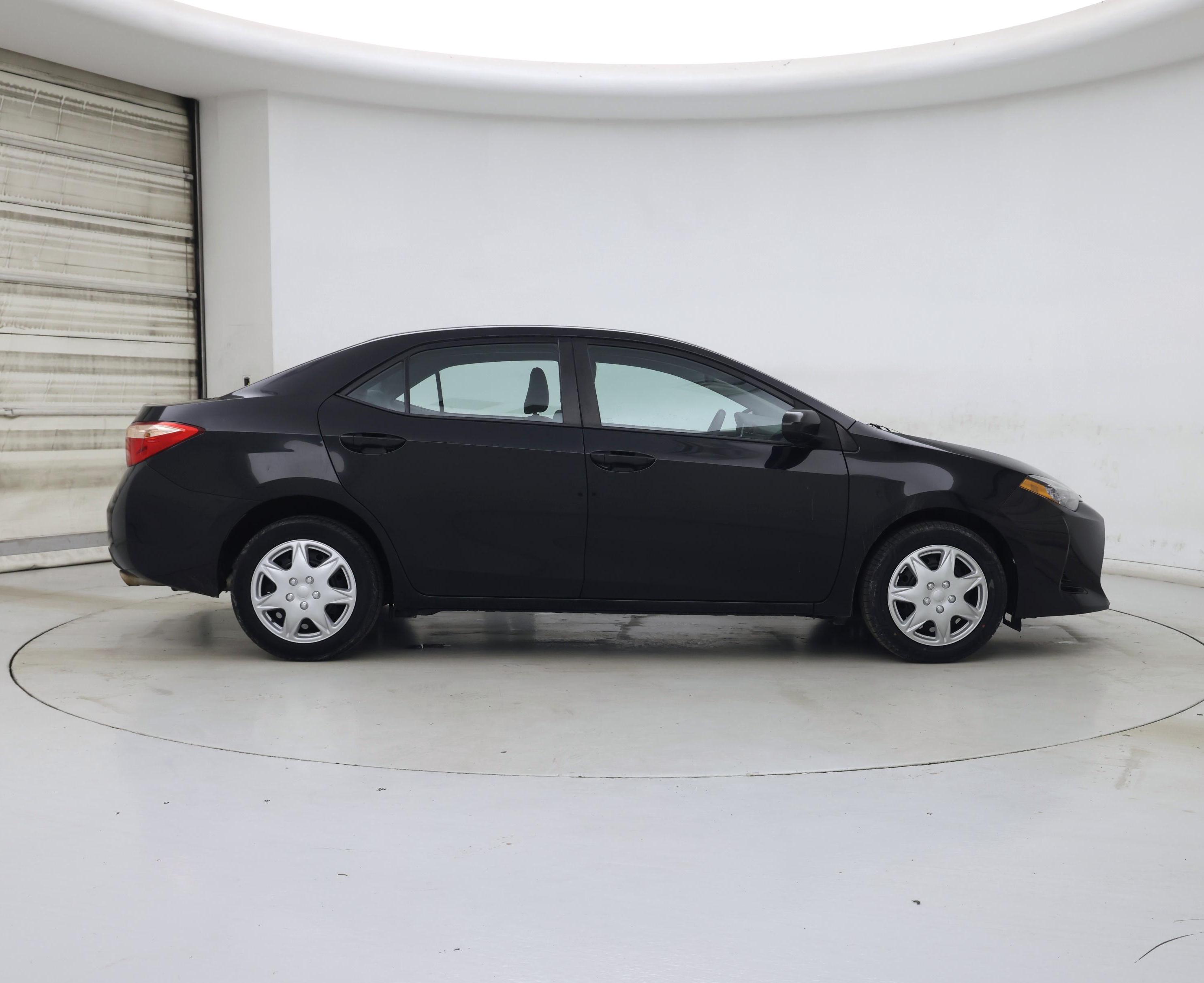 Thumbnail: 2017 Toyota Corolla - 7