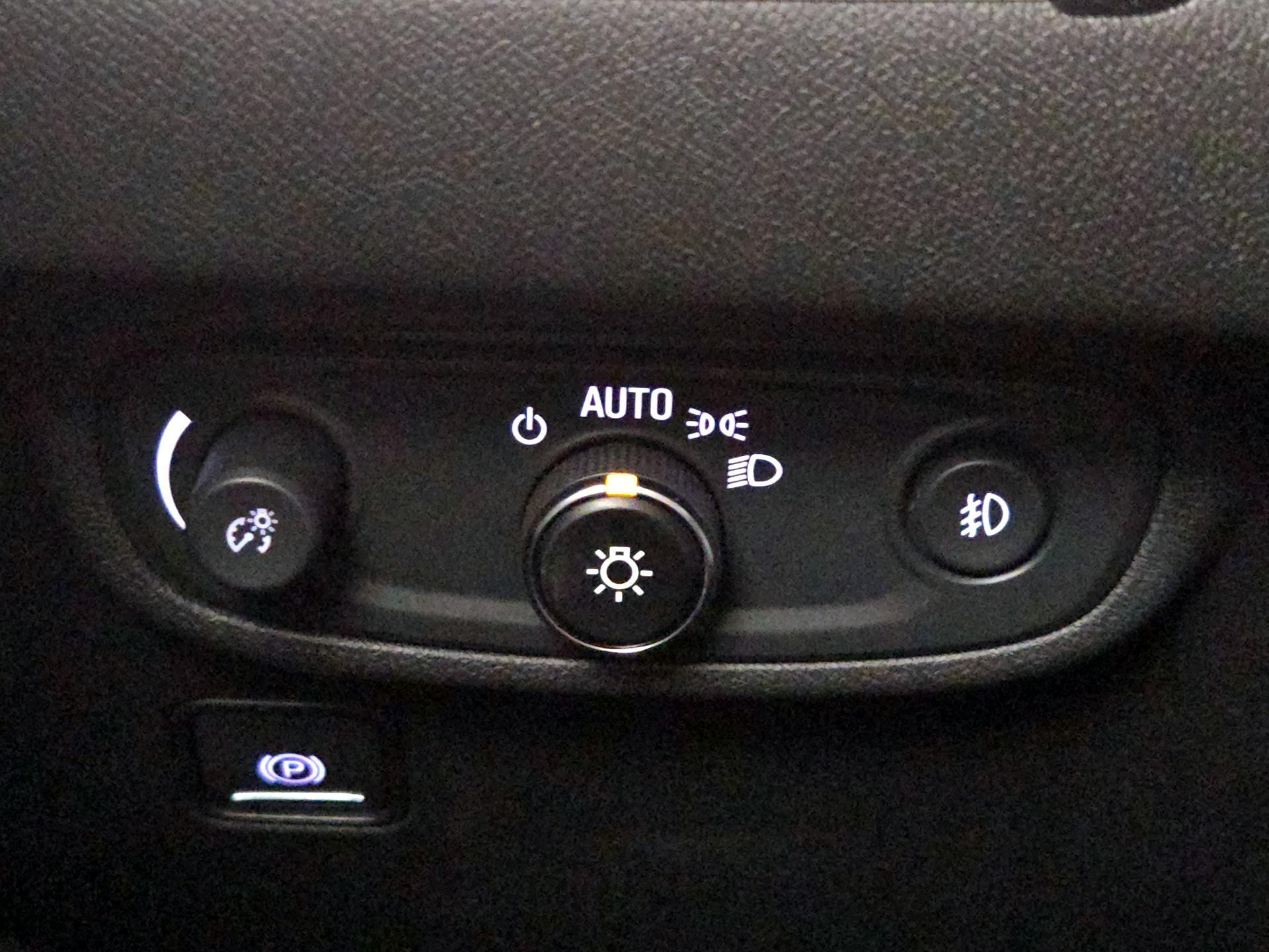 Thumbnail: 2020 GMC Terrain - 13