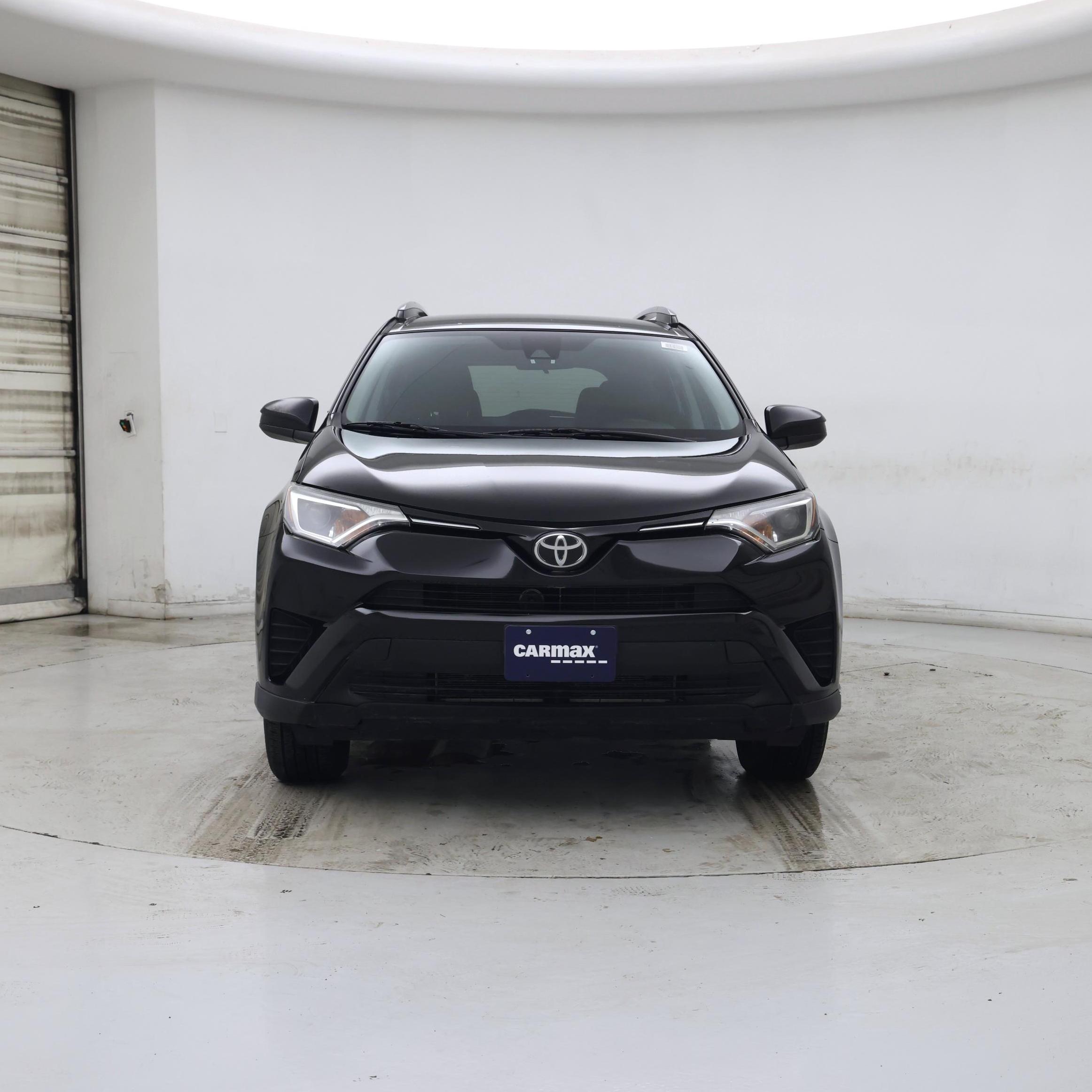 Thumbnail: 2017 Toyota RAV4 - 5