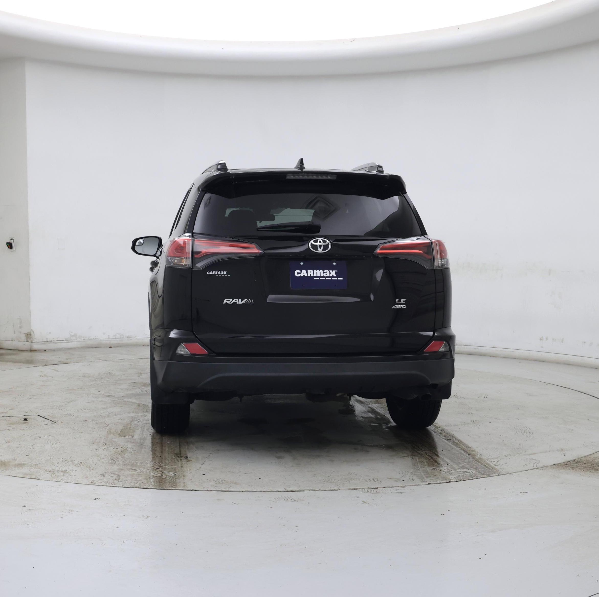 Thumbnail: 2017 Toyota RAV4 - 6