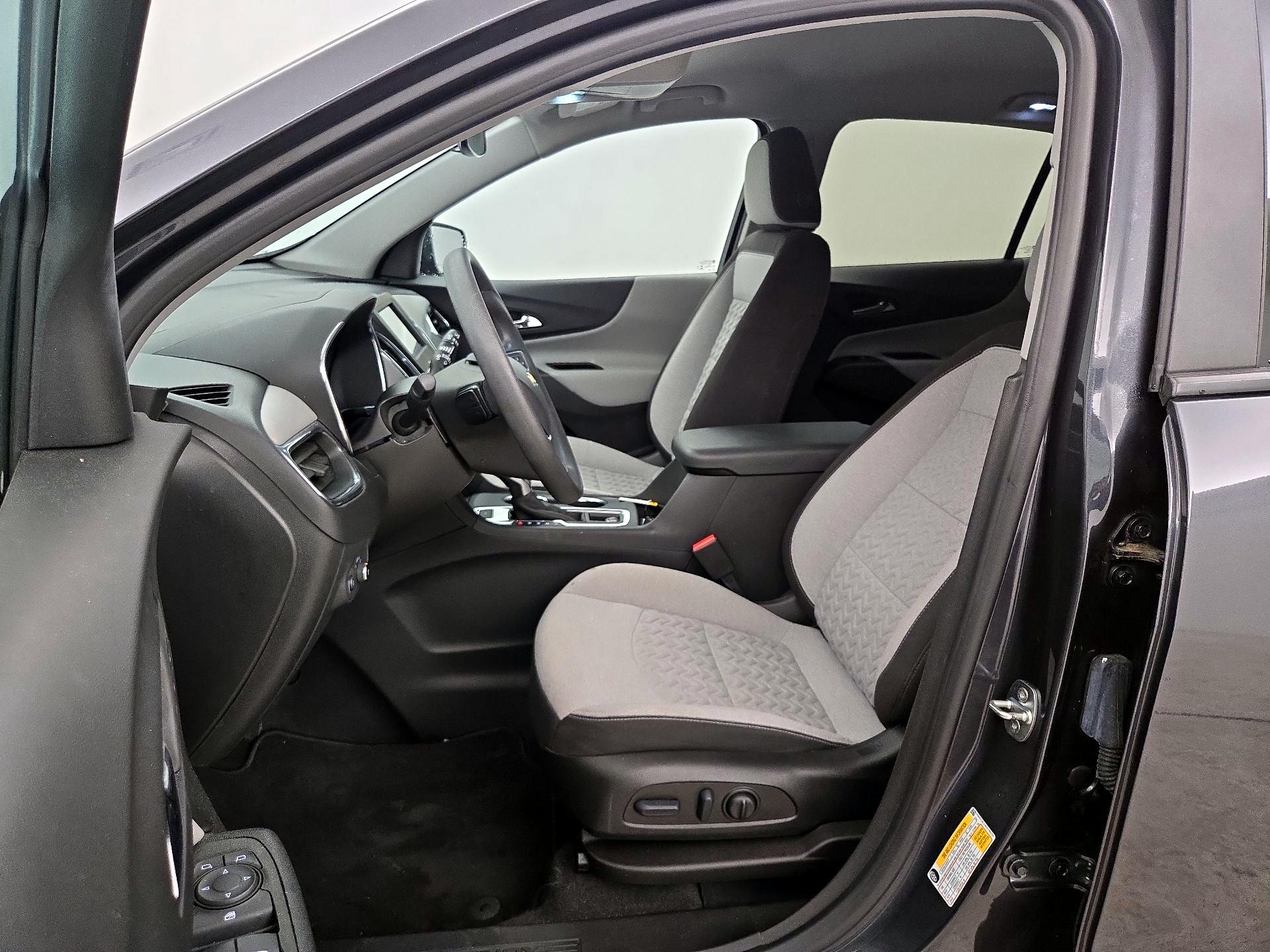 Thumbnail: 2022 Chevrolet Equinox - 11