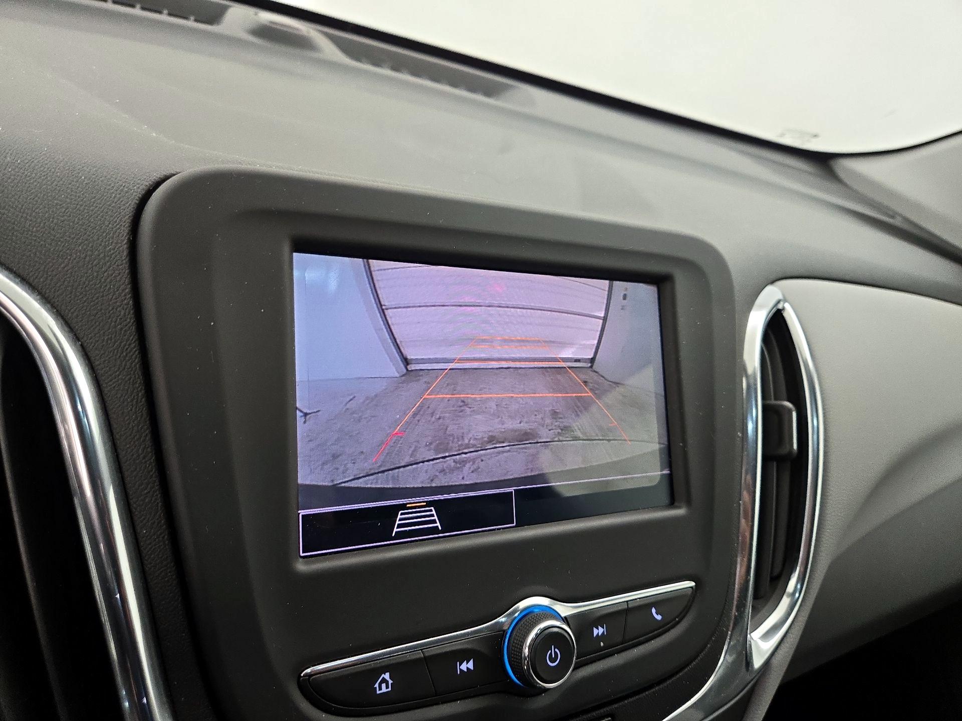 Thumbnail: 2022 Chevrolet Equinox - 14