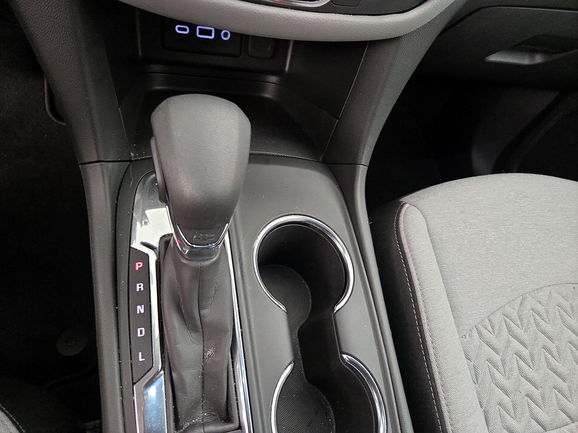 Thumbnail: 2022 Chevrolet Equinox - 17