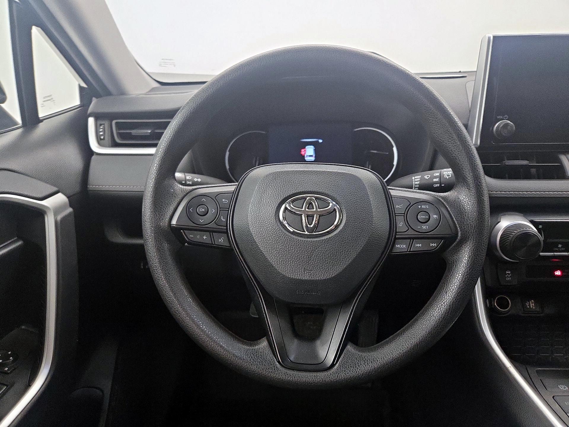 Thumbnail: 2023 Toyota RAV4 - 10