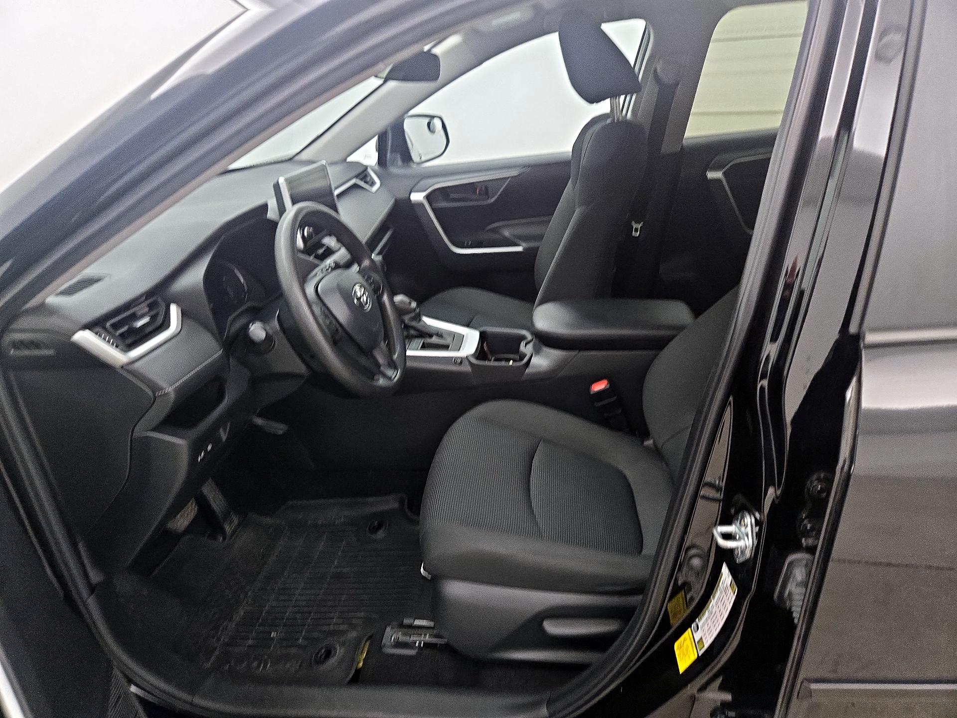 Thumbnail: 2023 Toyota RAV4 - 11