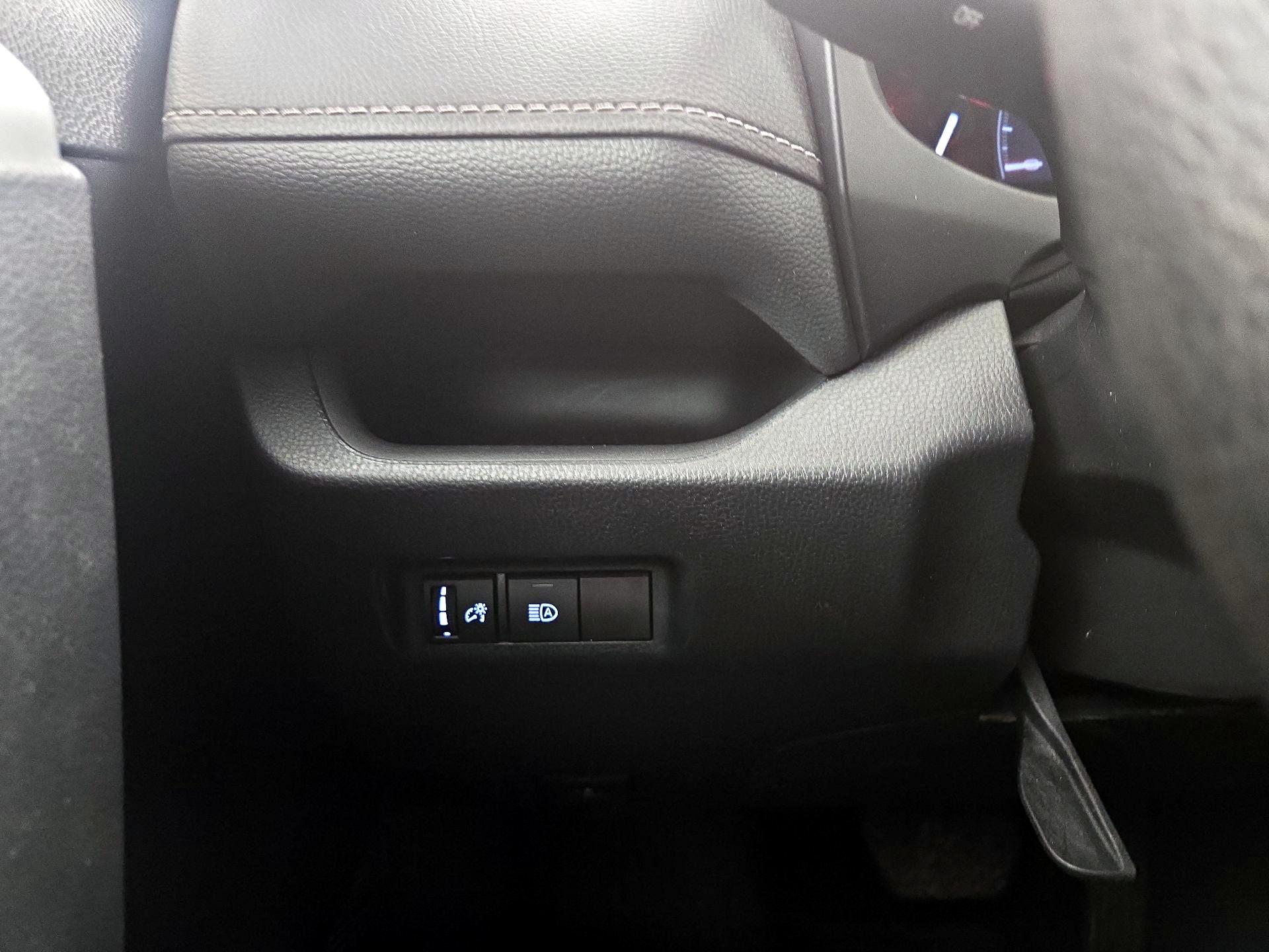 Thumbnail: 2023 Toyota RAV4 - 13