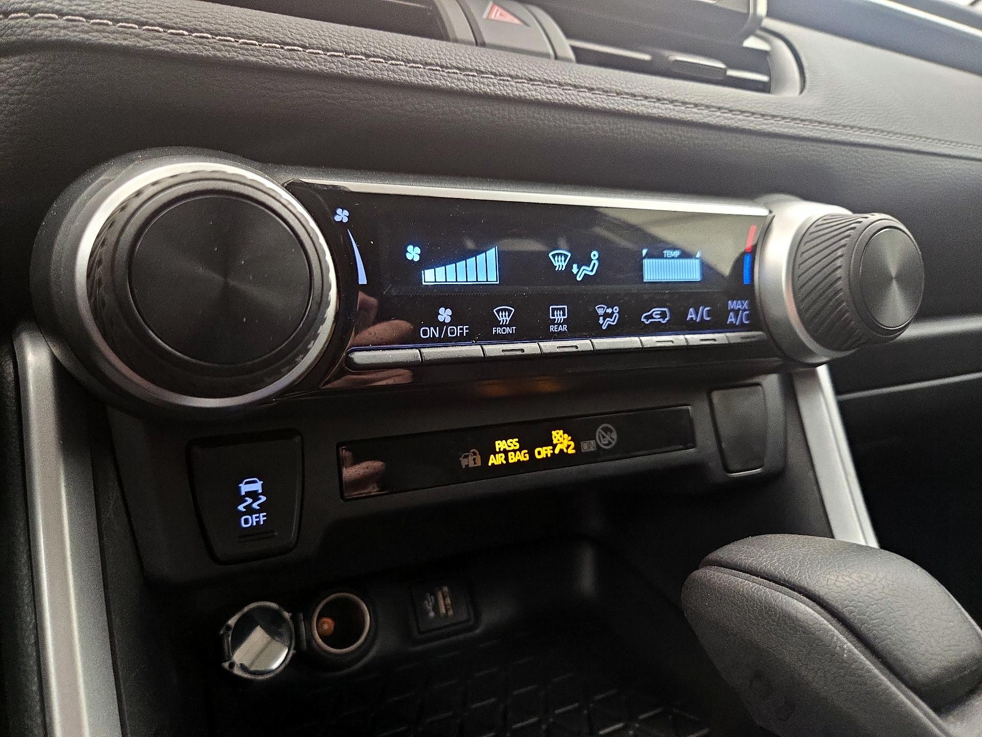 Thumbnail: 2023 Toyota RAV4 - 16