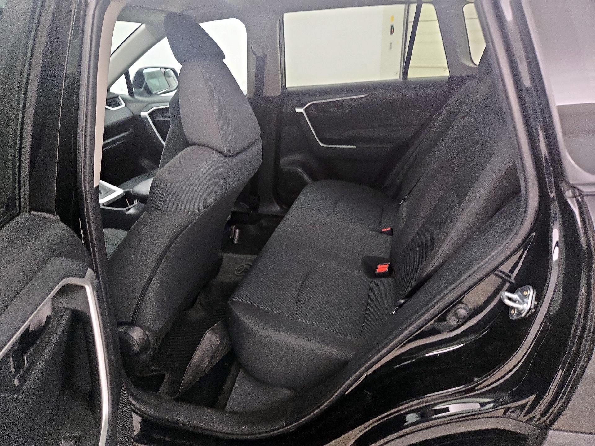 Thumbnail: 2023 Toyota RAV4 - 19