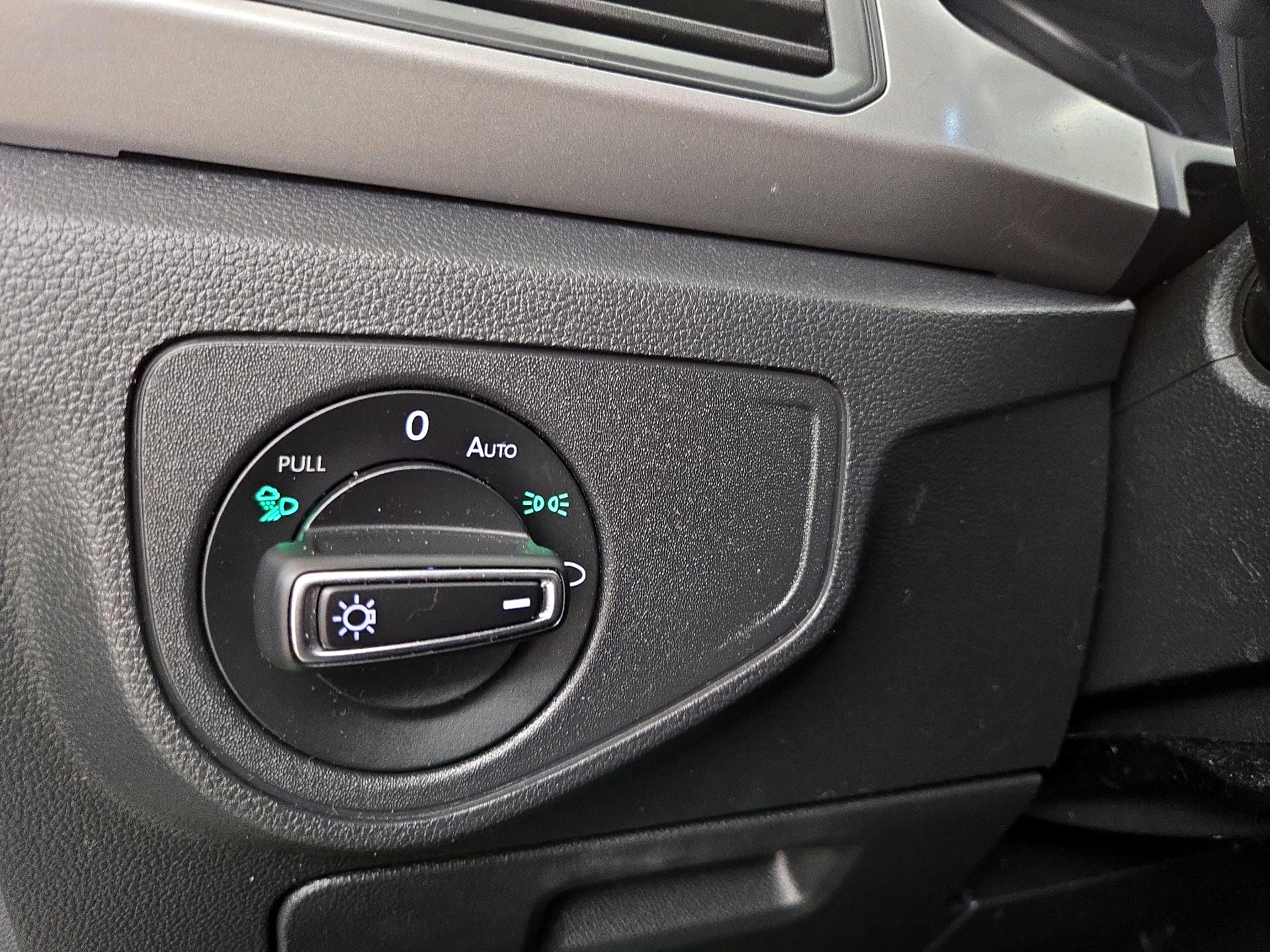 Thumbnail: 2020 Volkswagen Atlas - 13