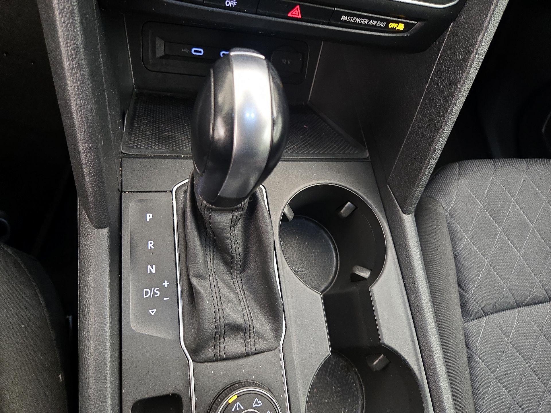 Thumbnail: 2020 Volkswagen Atlas - 17