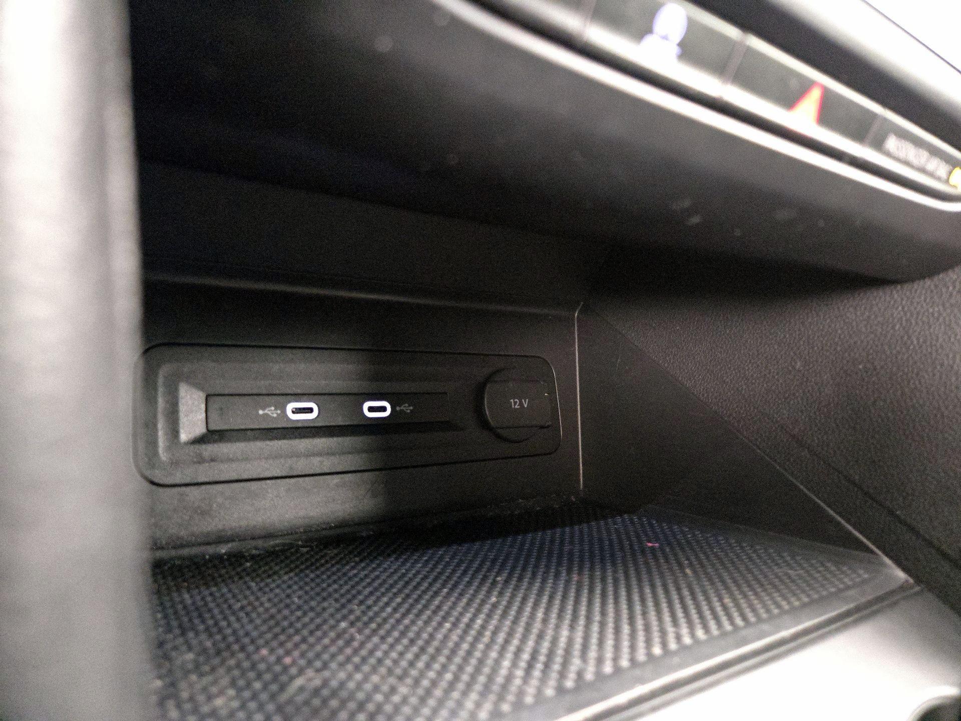 Thumbnail: 2020 Volkswagen Atlas - 18