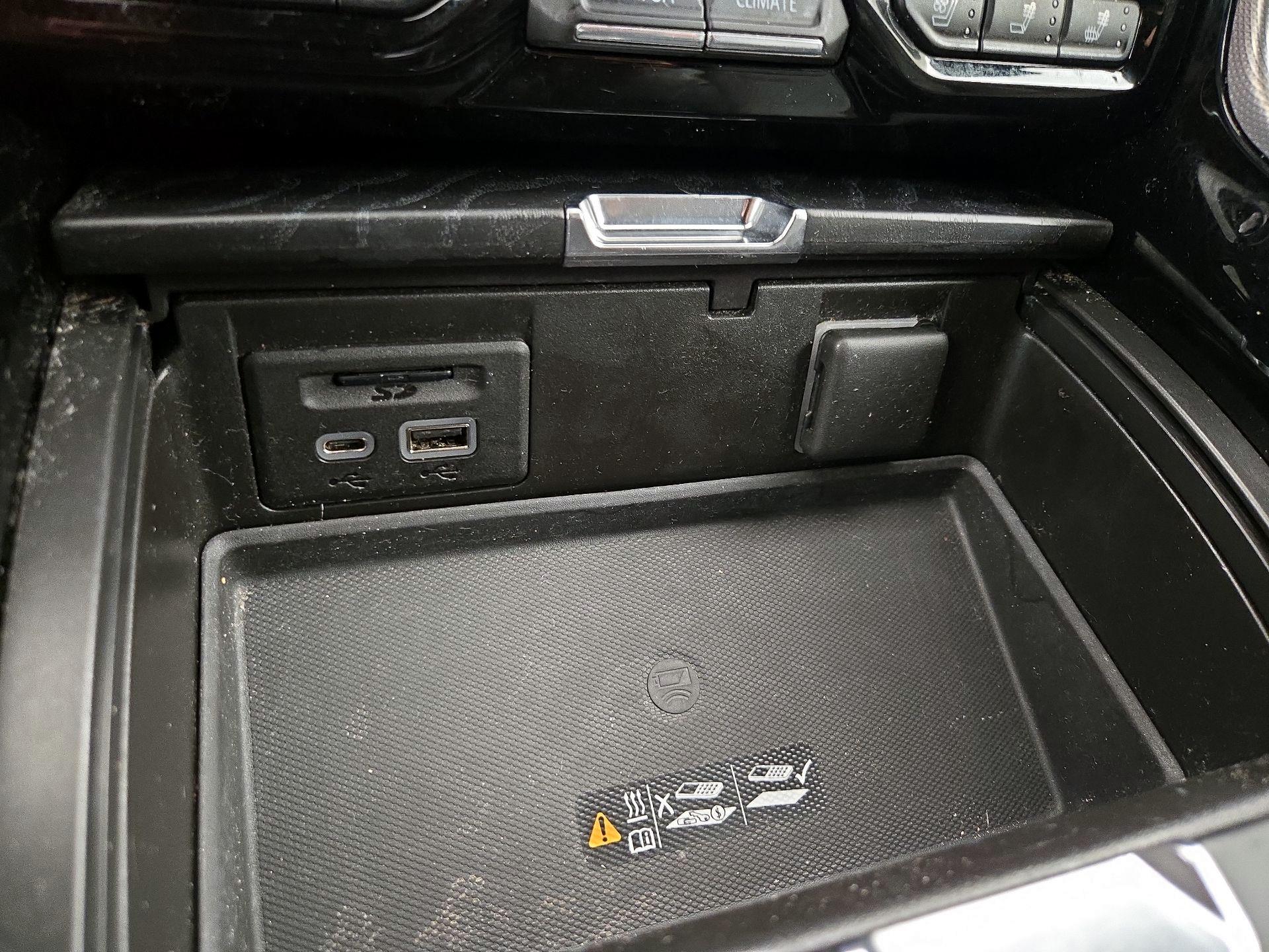 Thumbnail: 2021 GMC Yukon - 19