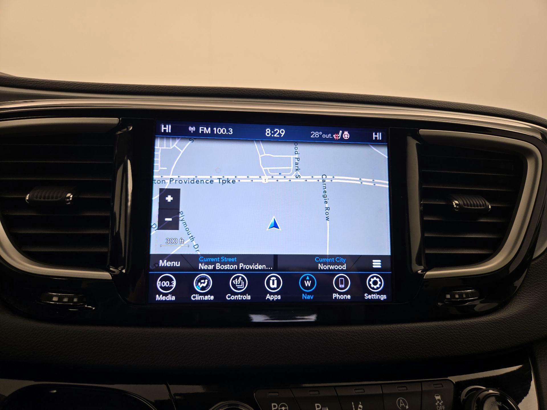 Thumbnail: 2020 Chrysler Pacifica - 14