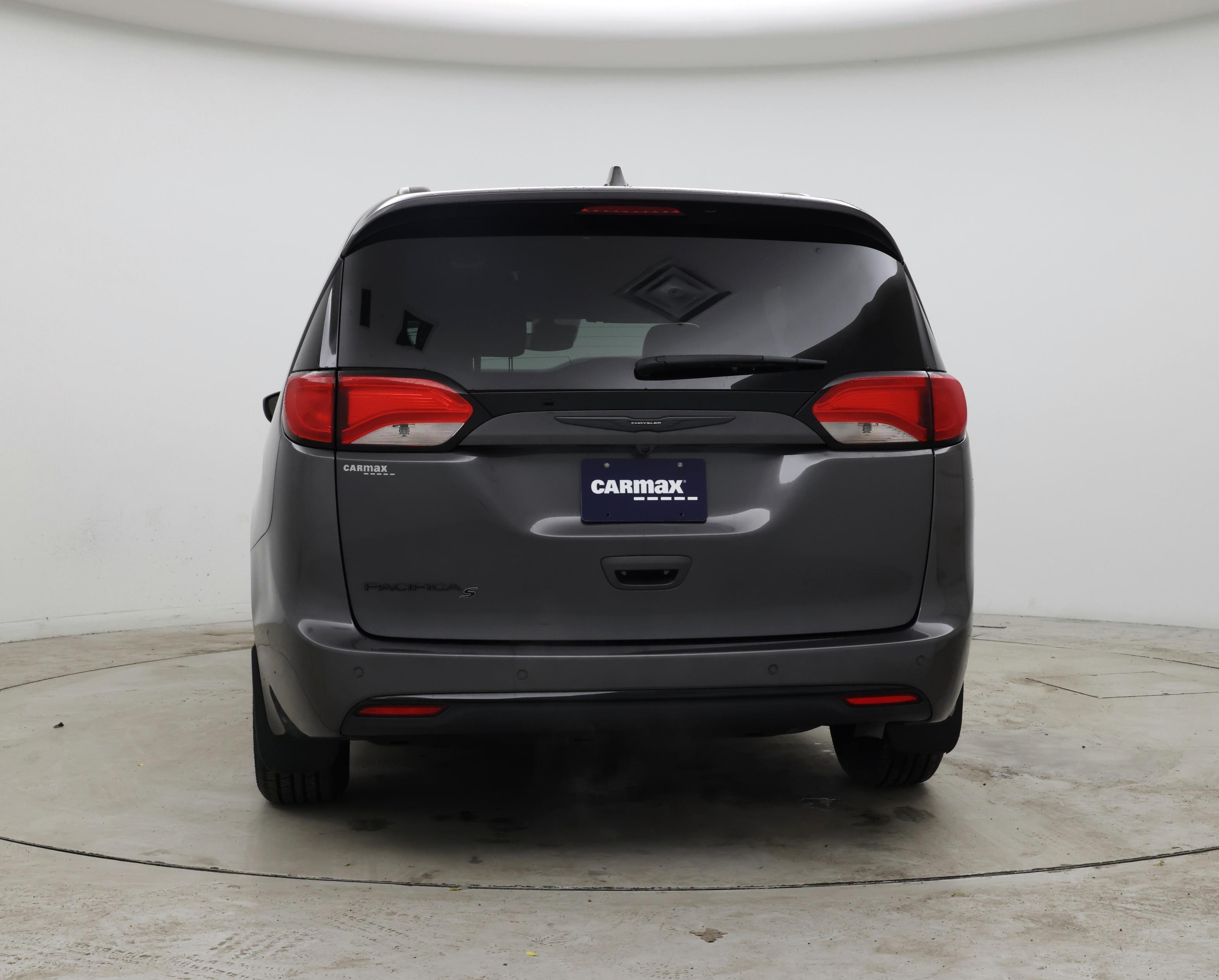 Thumbnail: 2020 Chrysler Pacifica - 6