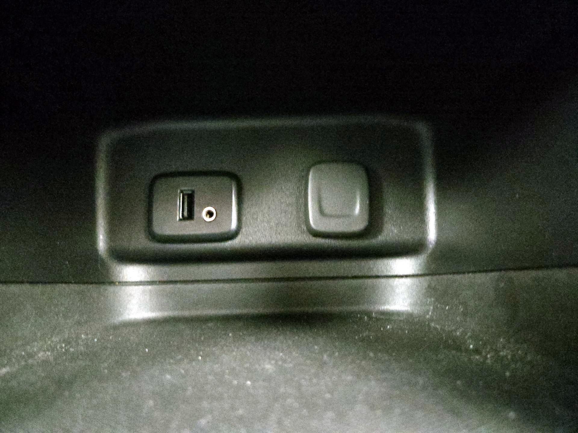 Thumbnail: 2018 Chevrolet Equinox - 18