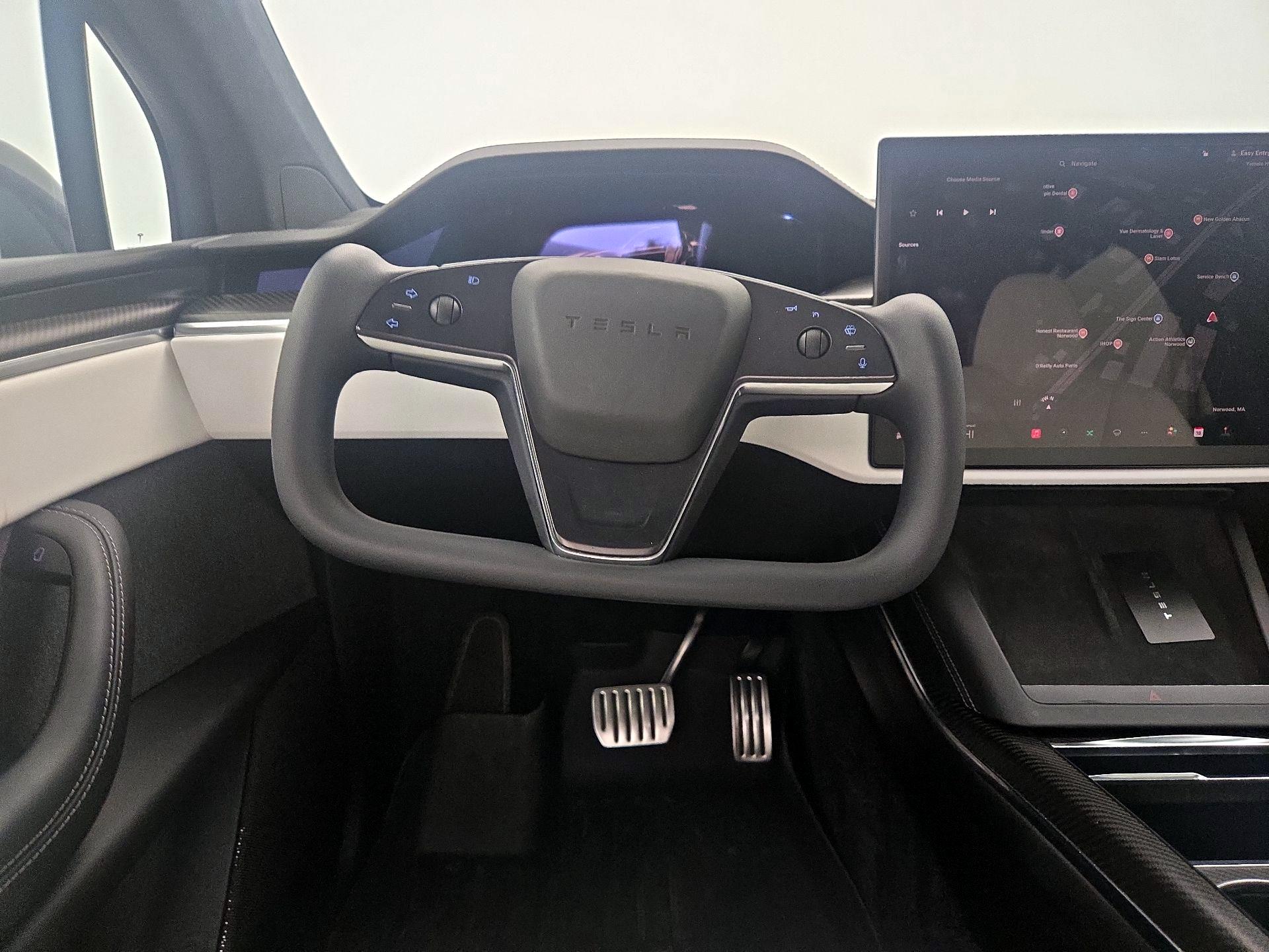 Thumbnail: 2022 Tesla Model X - 10