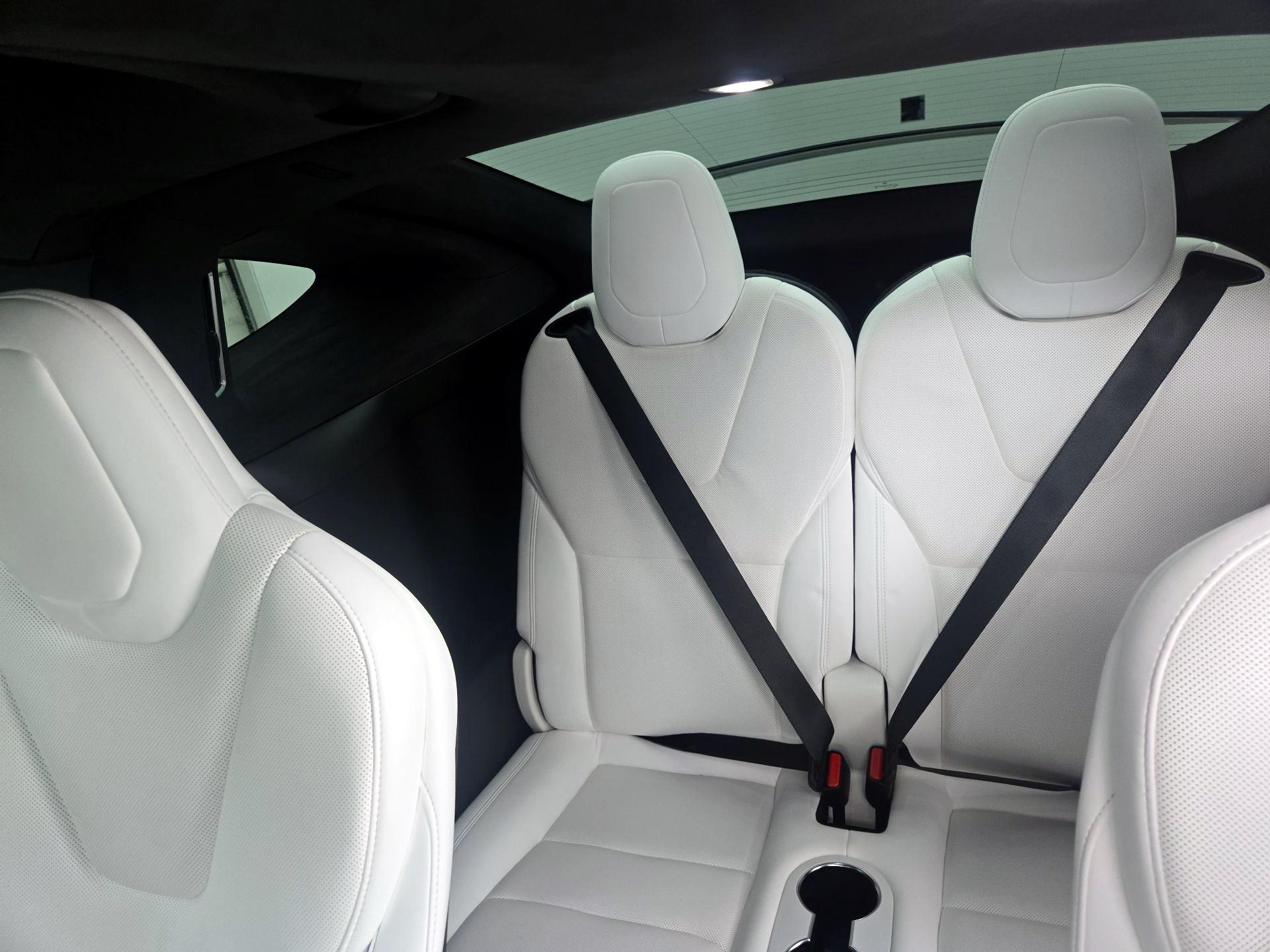 Thumbnail: 2022 Tesla Model X - 19