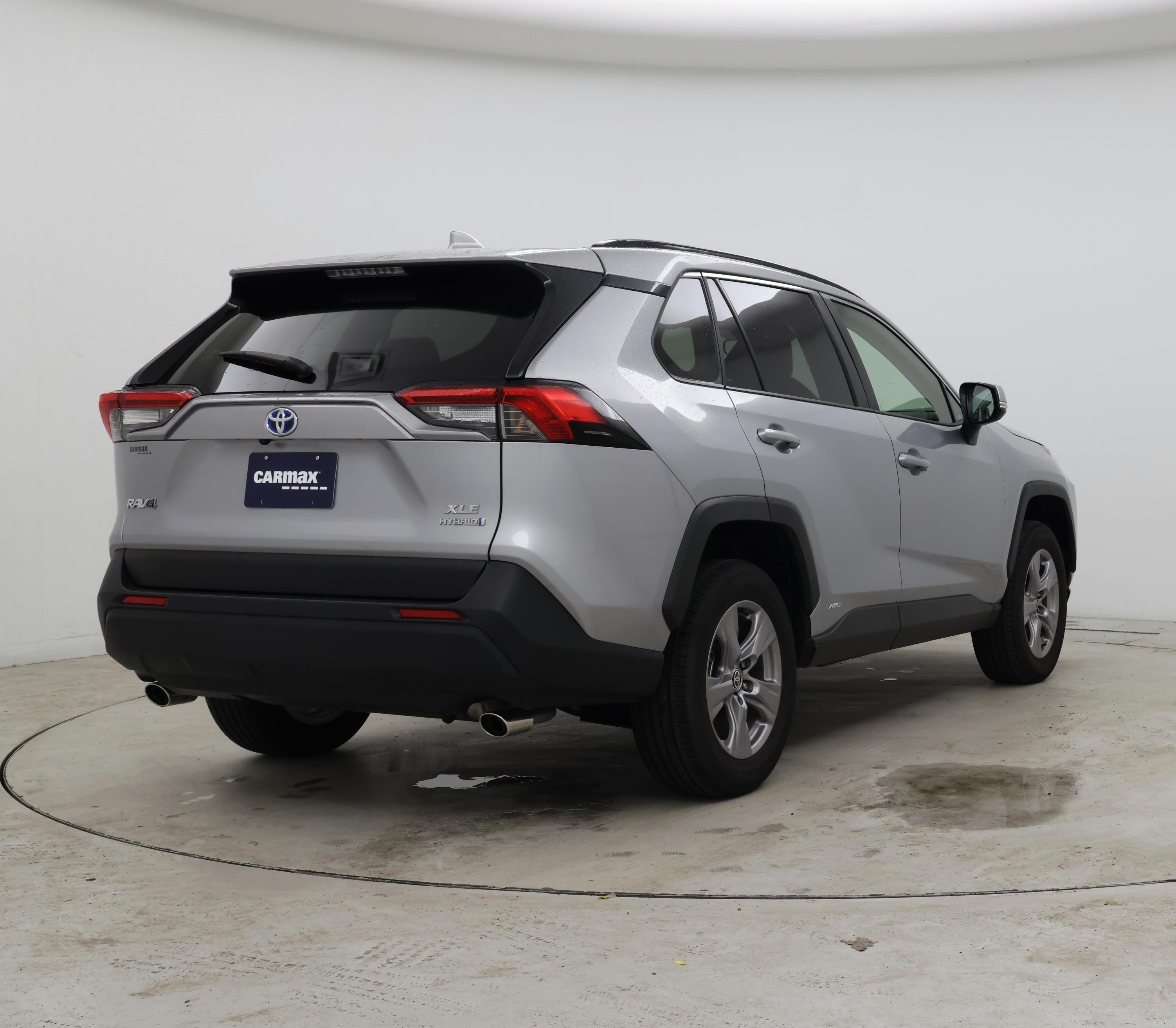 Thumbnail: 2024 Toyota RAV4 - 8