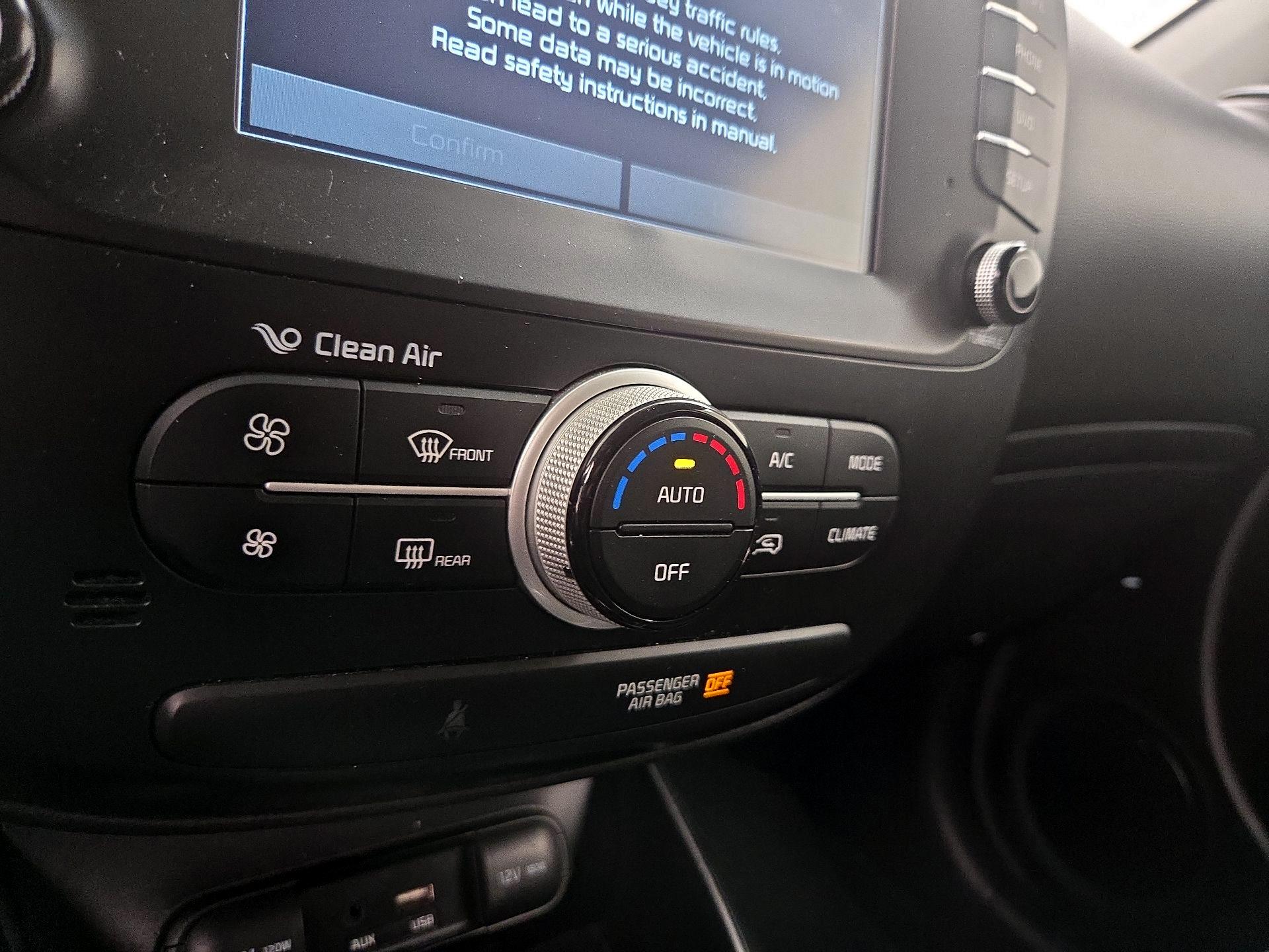 Thumbnail: 2019 Kia Soul - 16