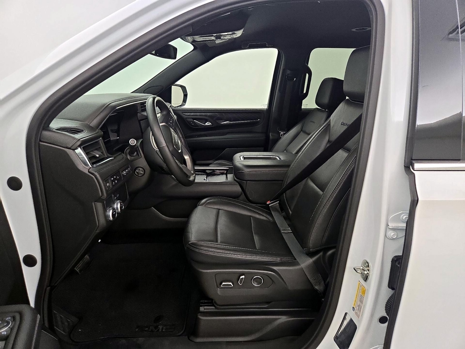 2023 GMC Yukon XL Denali - Photo 12