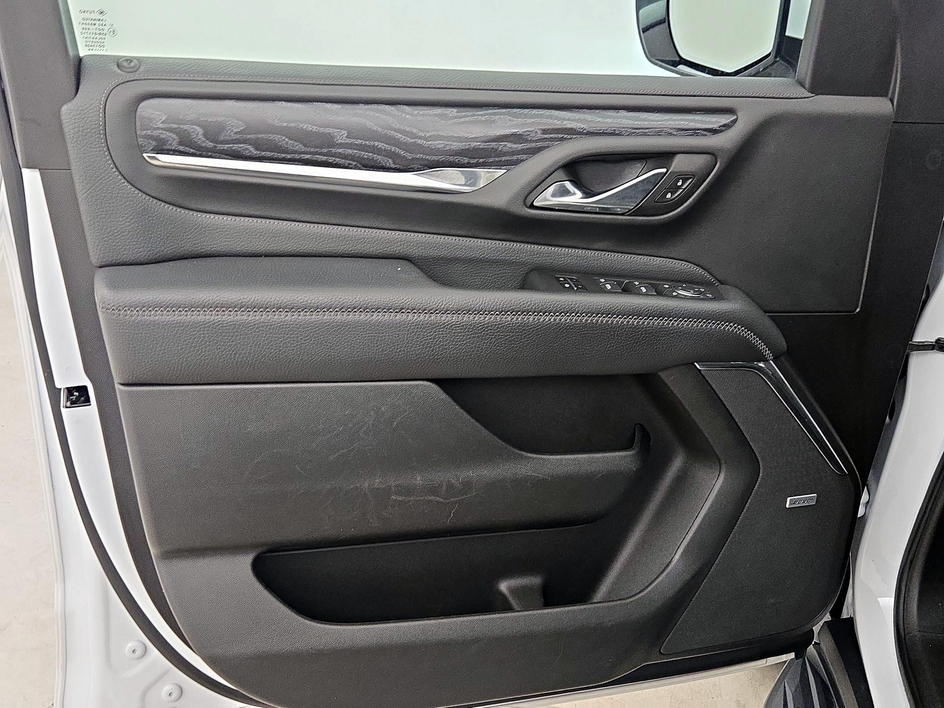 Thumbnail: 2023 GMC Yukon XL - 12