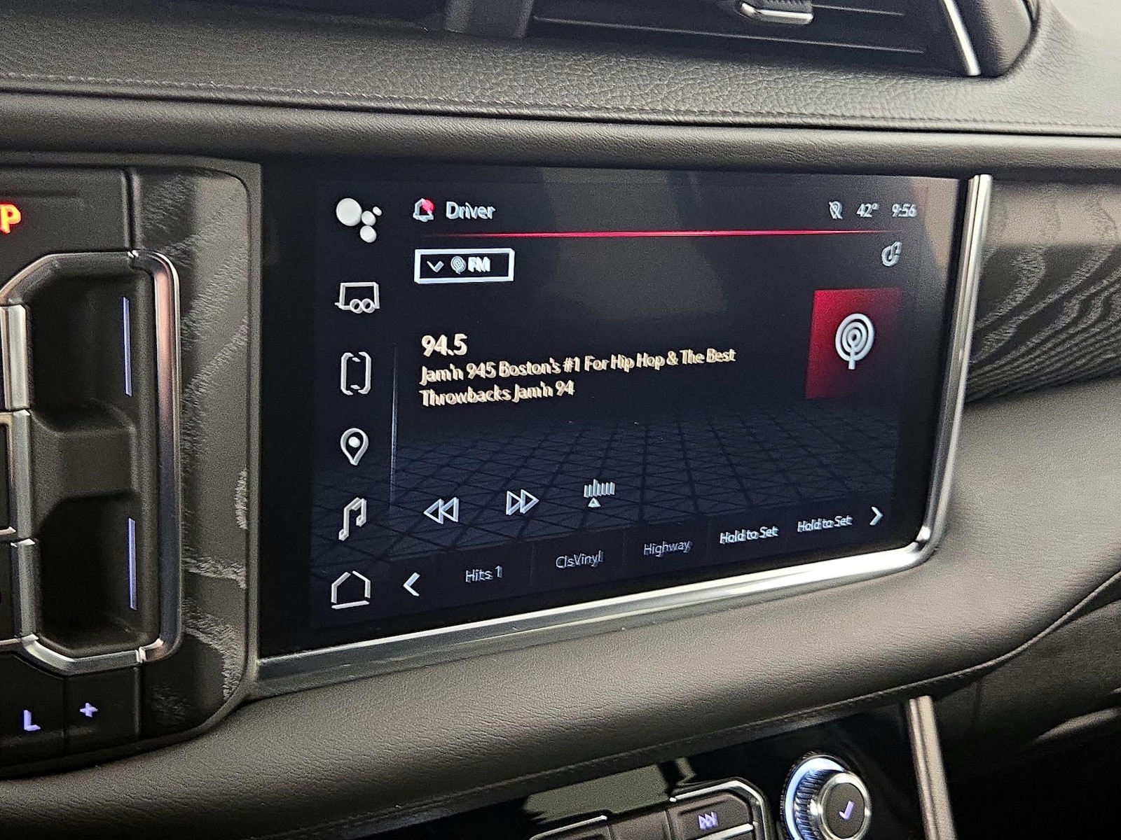 2023 GMC Yukon XL Denali - Photo 16