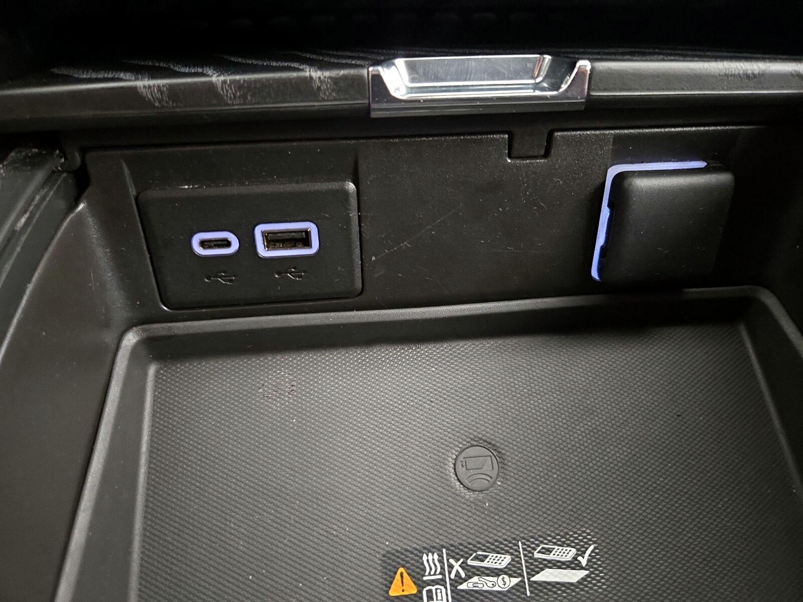 2023 GMC Yukon XL Denali - Photo 19