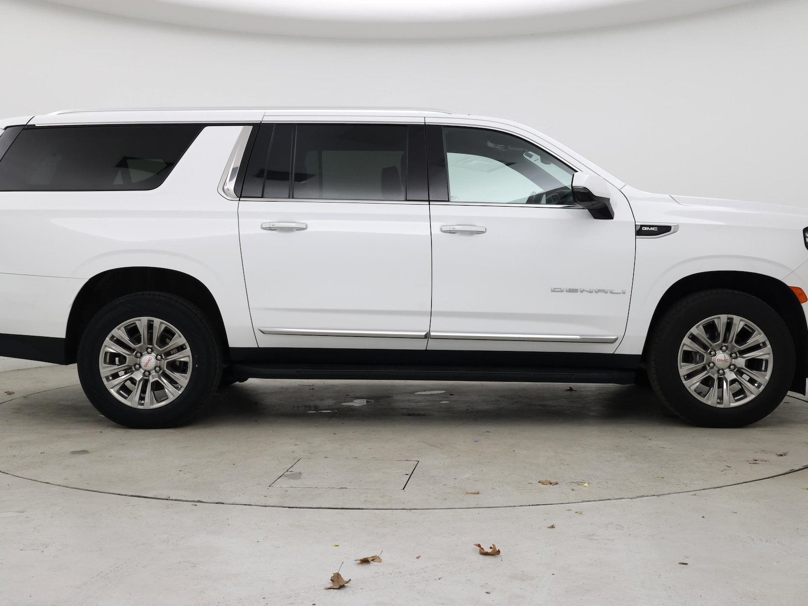 2023 GMC Yukon XL Denali - Photo 8