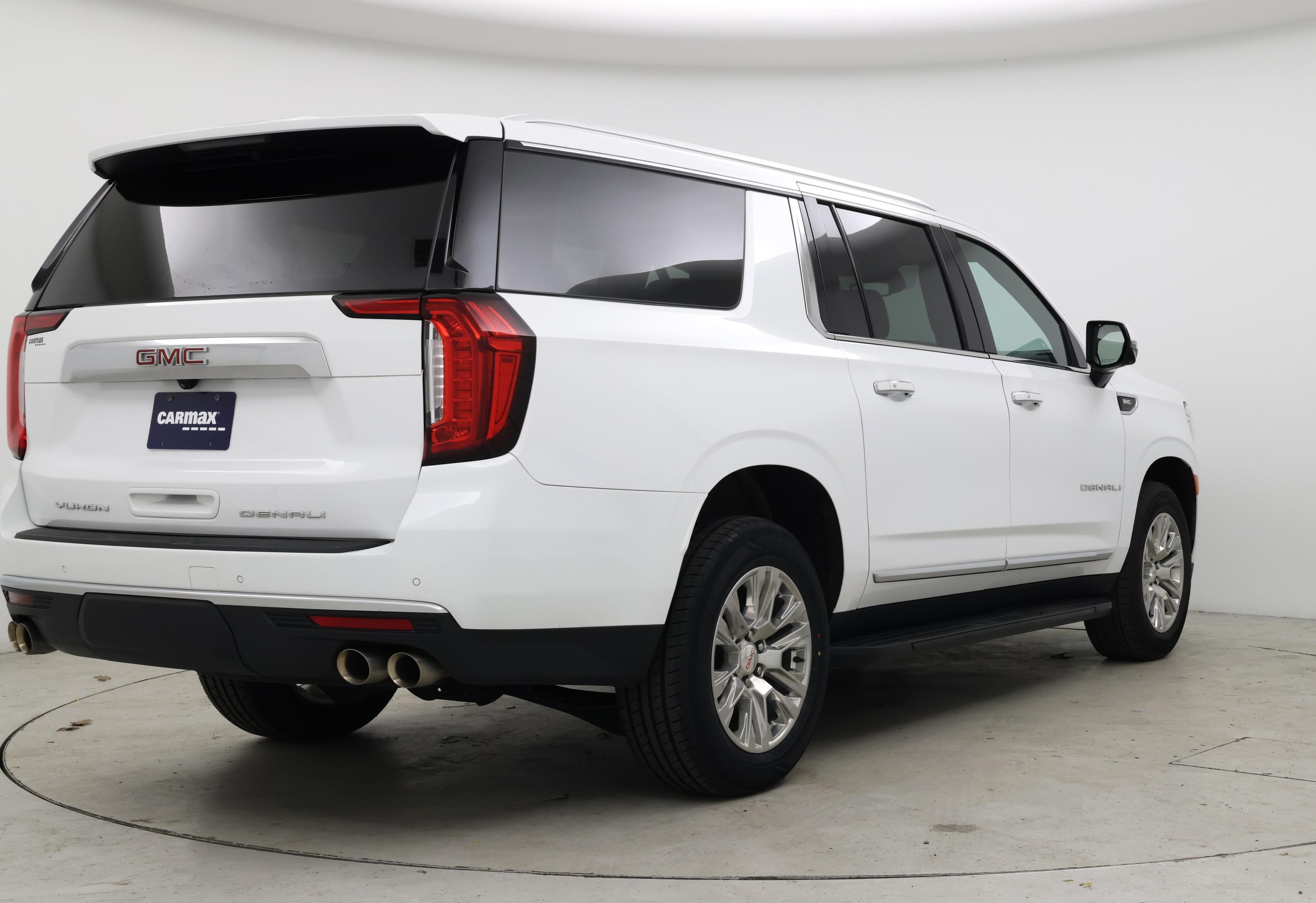 Thumbnail: 2023 GMC Yukon XL - 8