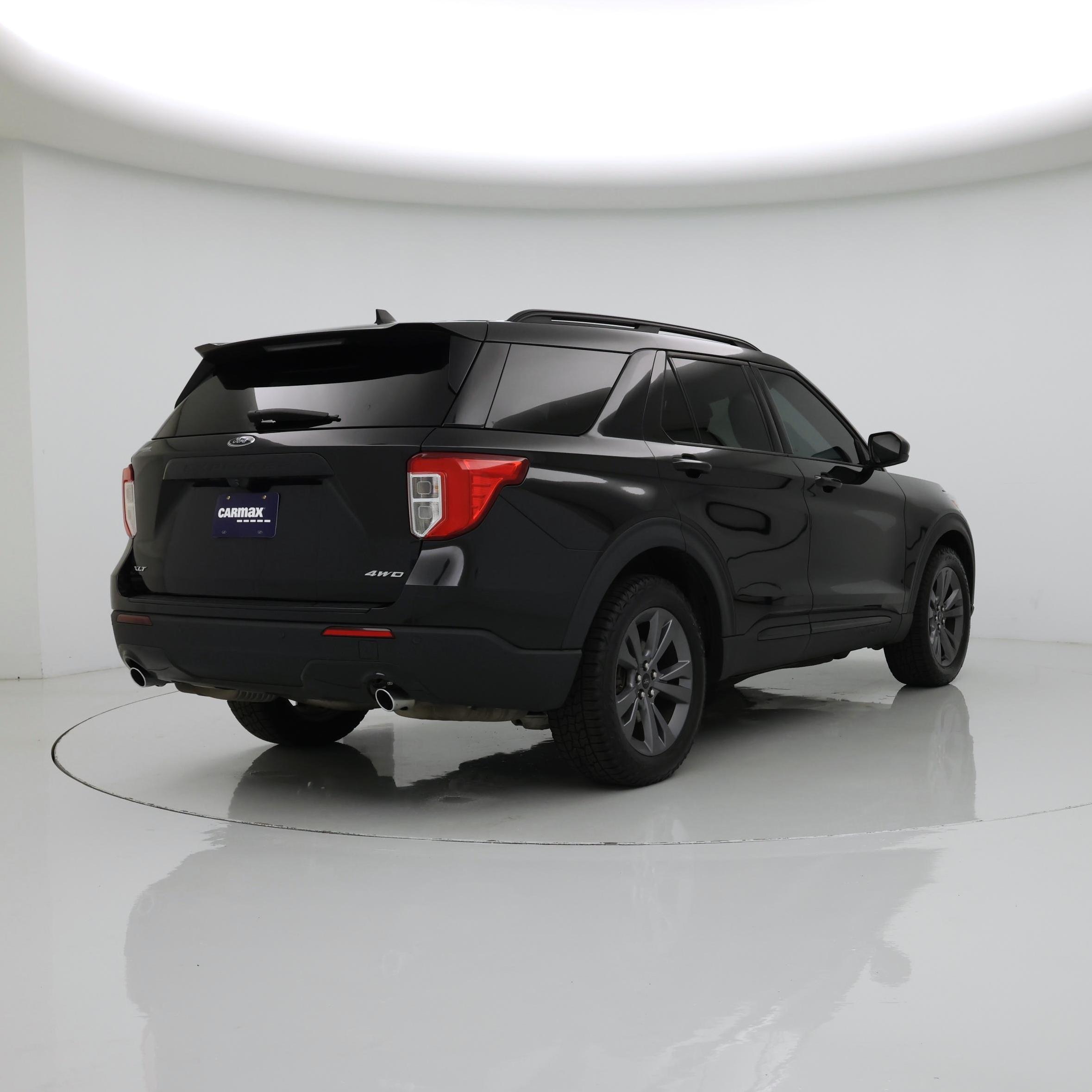 Thumbnail: 2022 Ford Explorer - 8