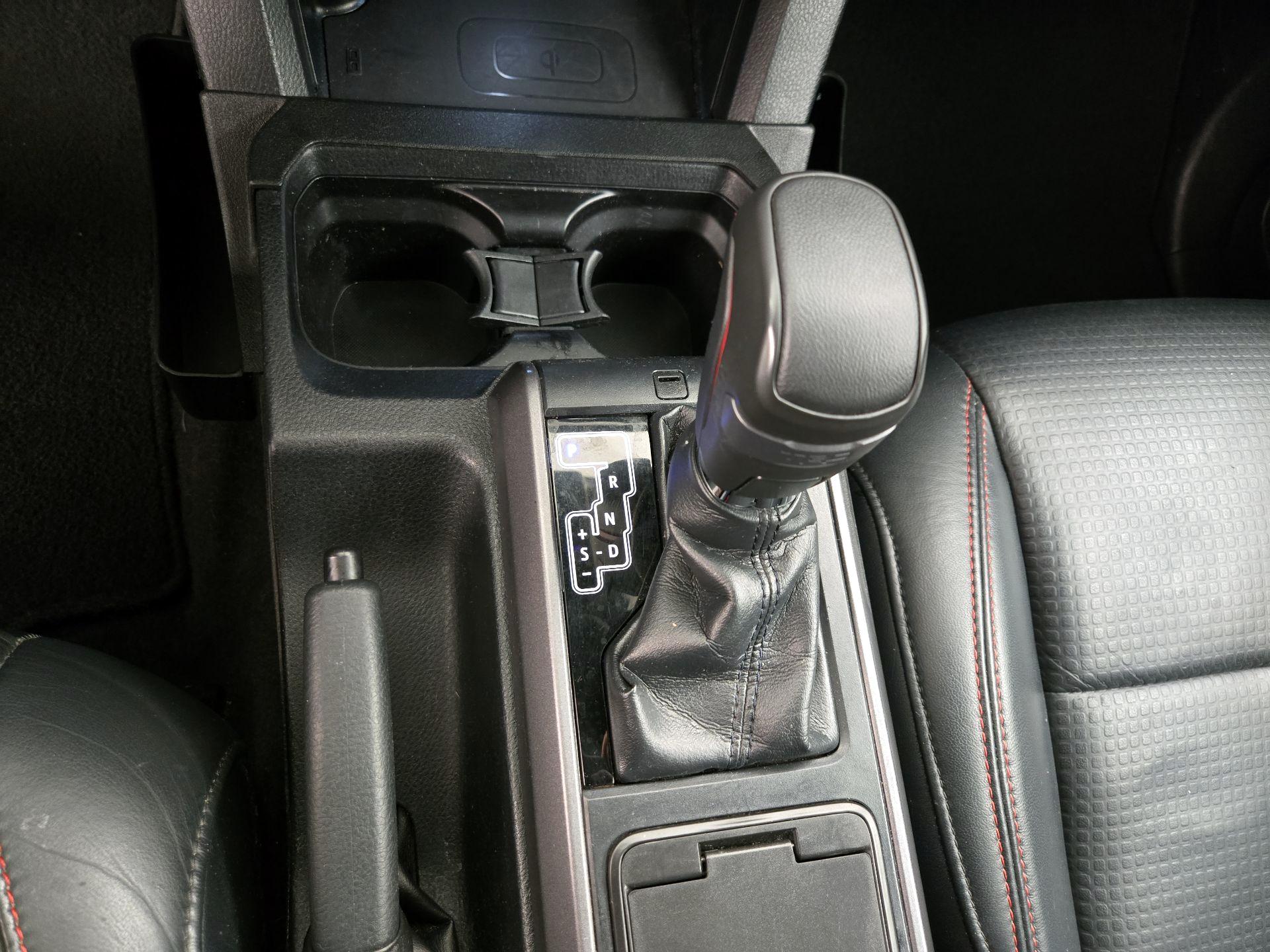 Thumbnail: 2019 Toyota Tacoma - 17