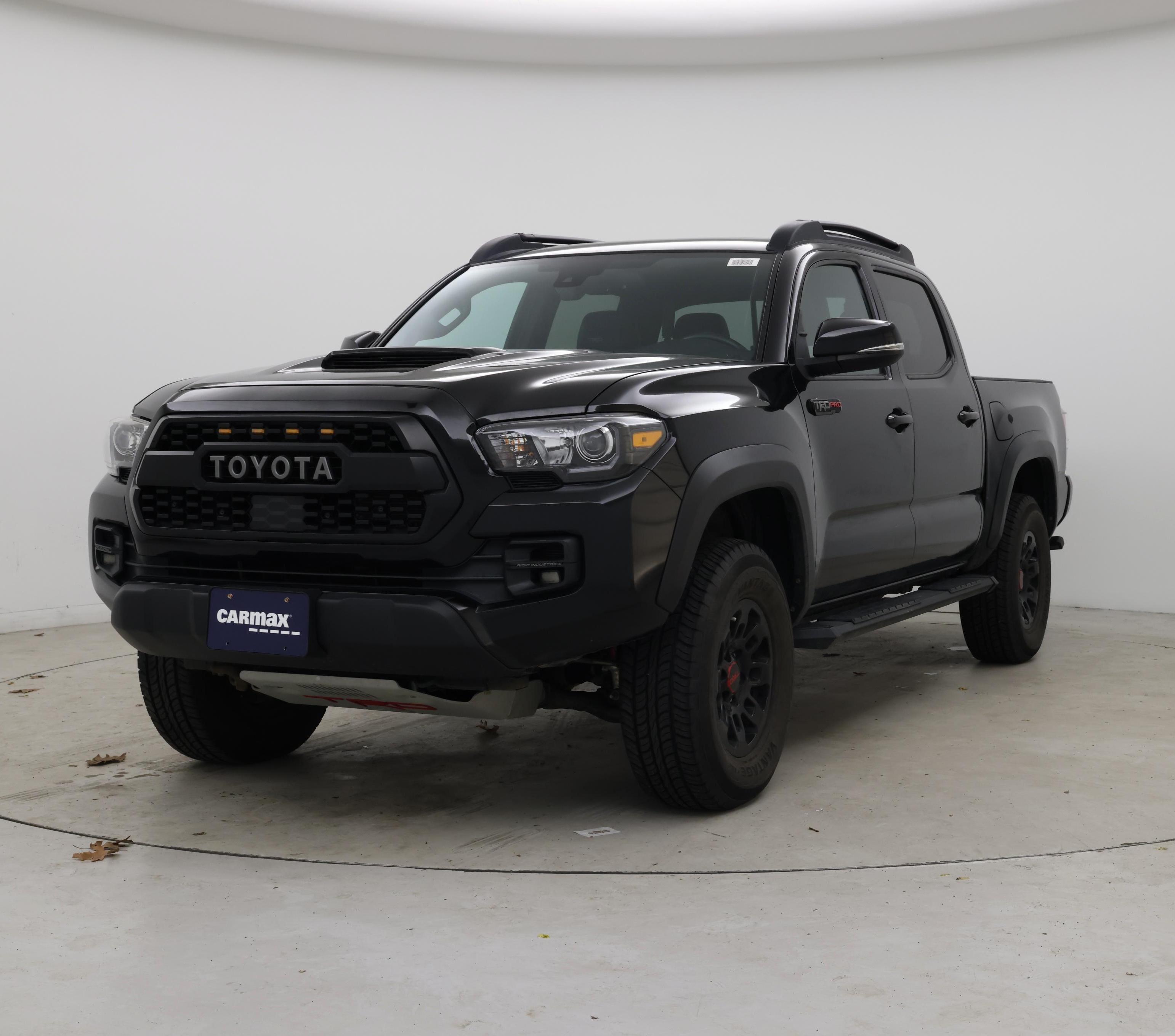 Thumbnail: 2019 Toyota Tacoma - 4