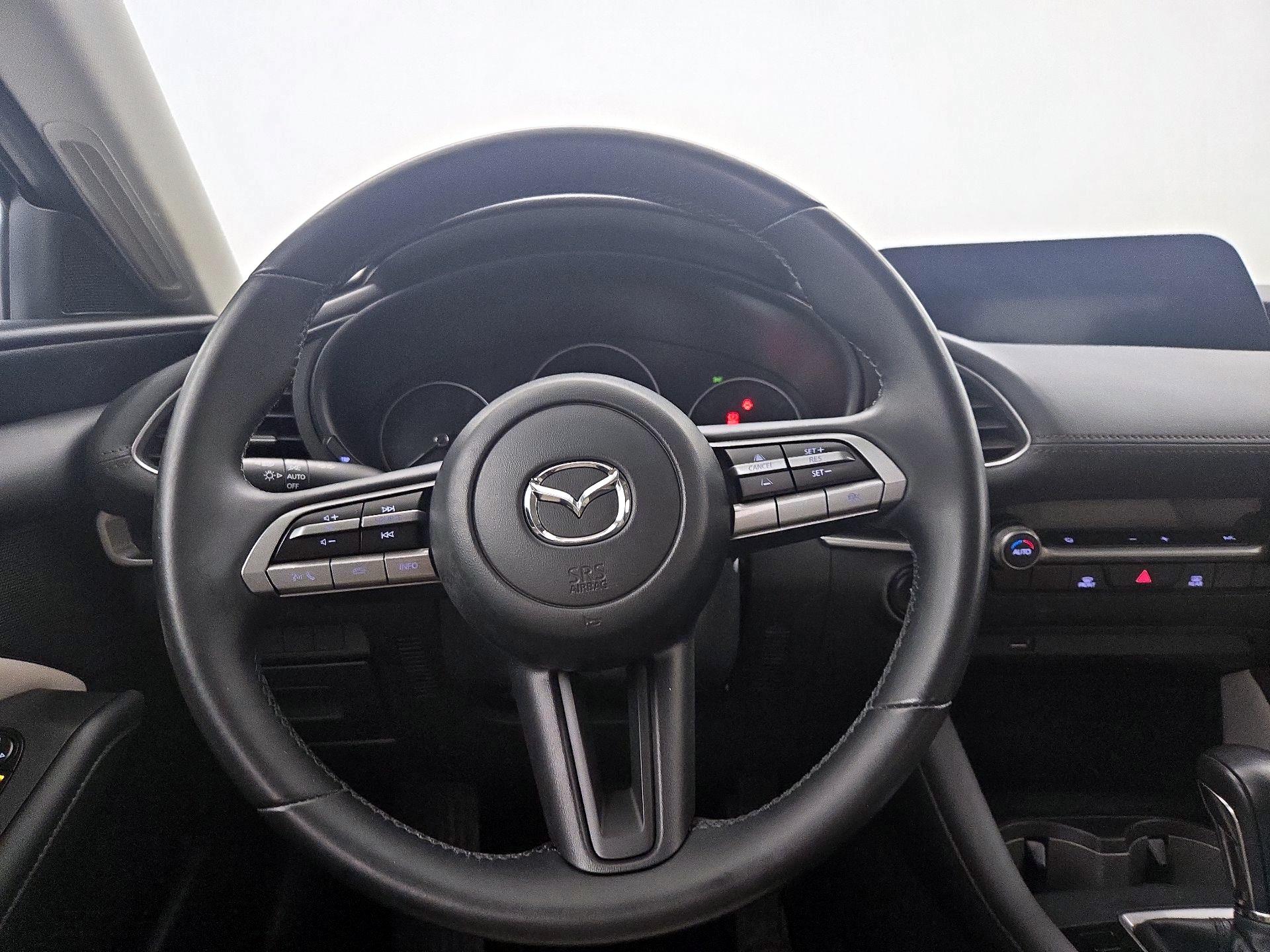 Thumbnail: 2020 Mazda Mazda3 - 10