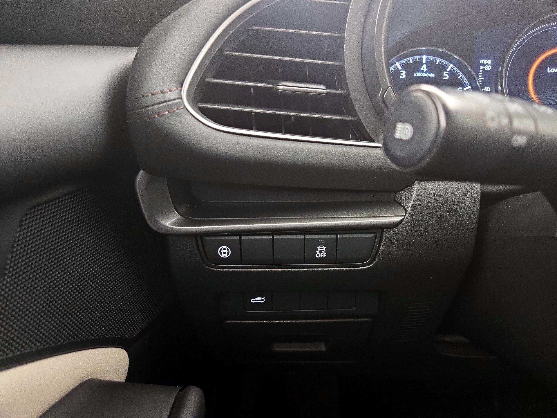 Thumbnail: 2020 Mazda Mazda3 - 13