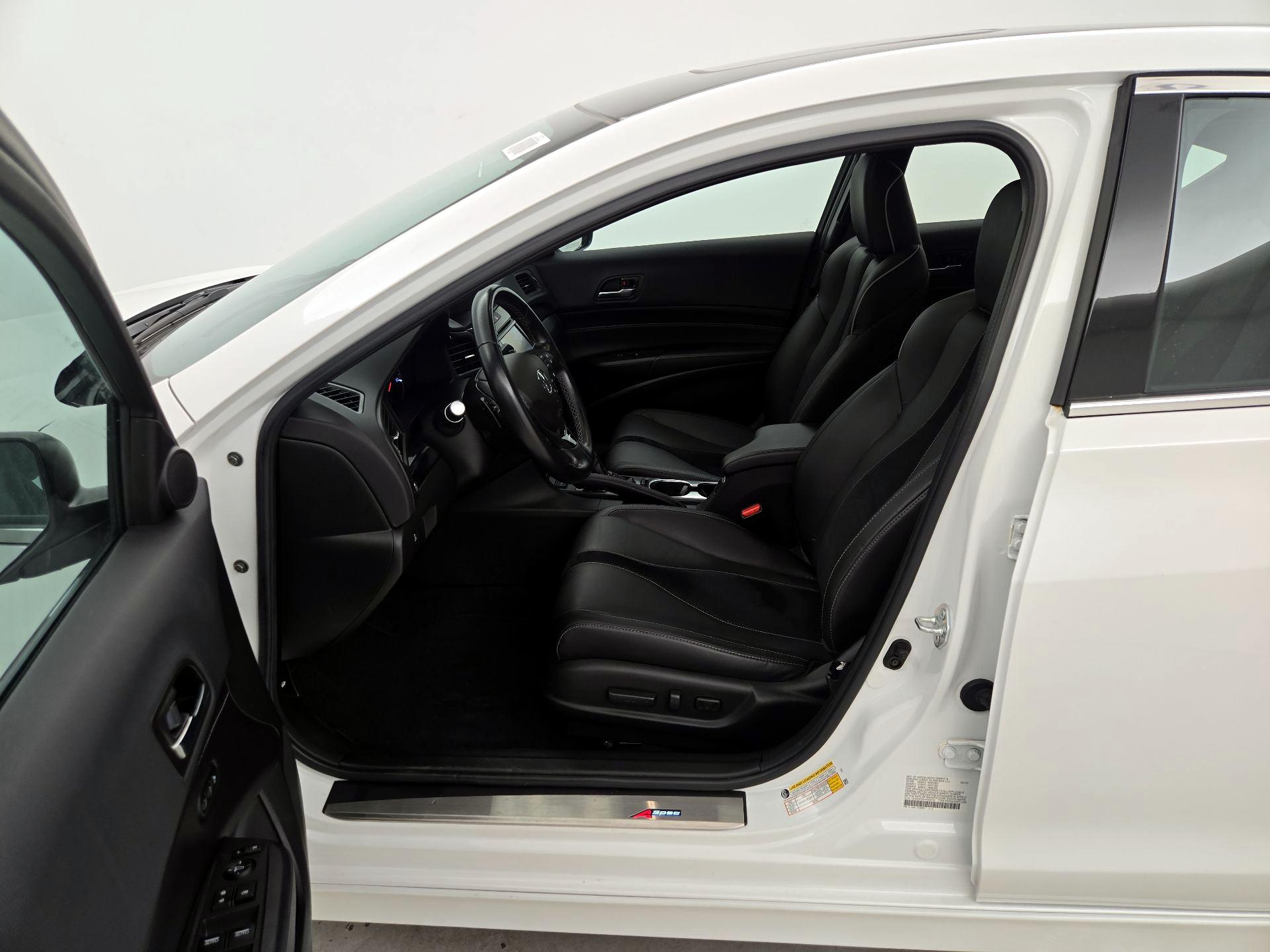 Thumbnail: 2022 Acura ILX - 11