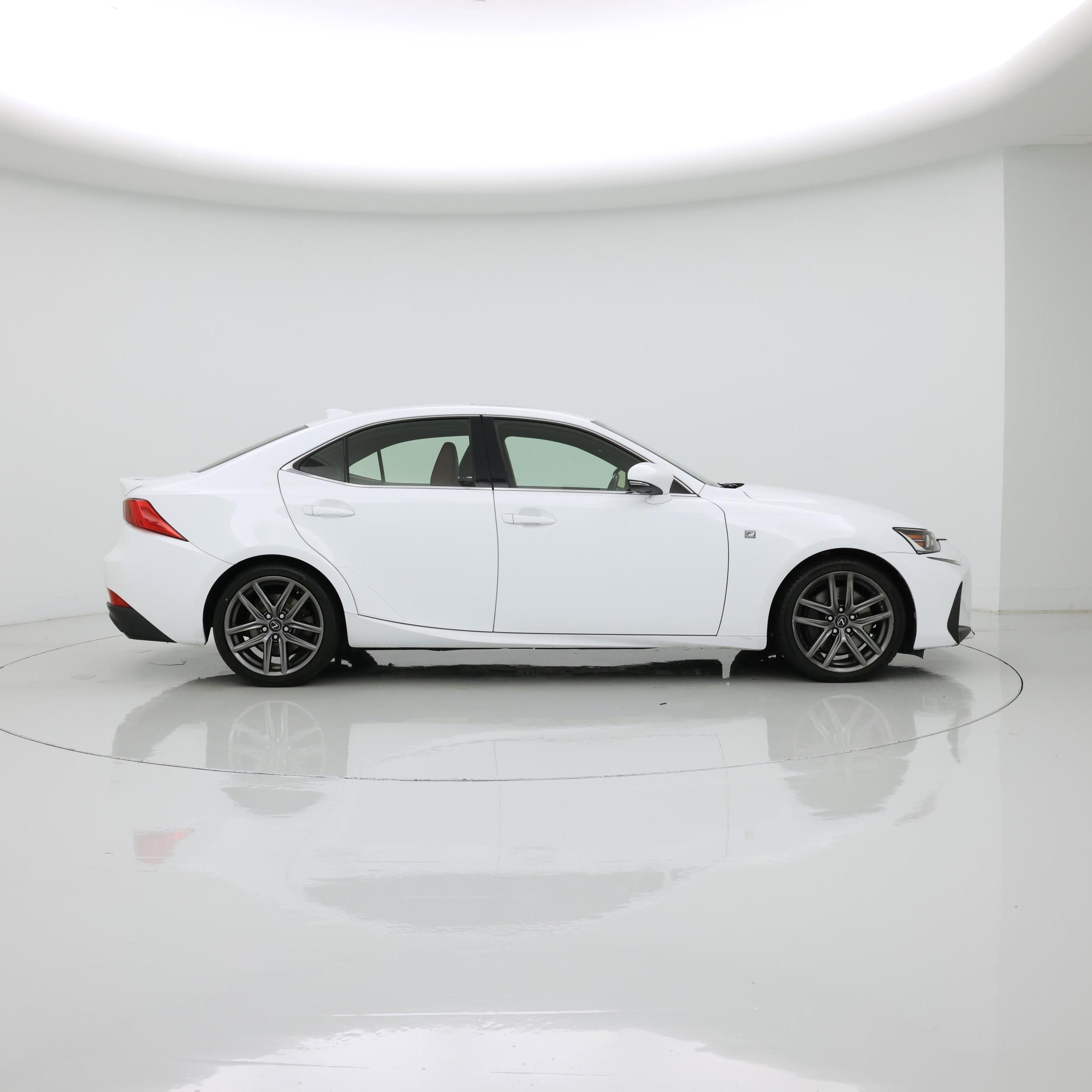 Thumbnail: 2017 Lexus IS - 7