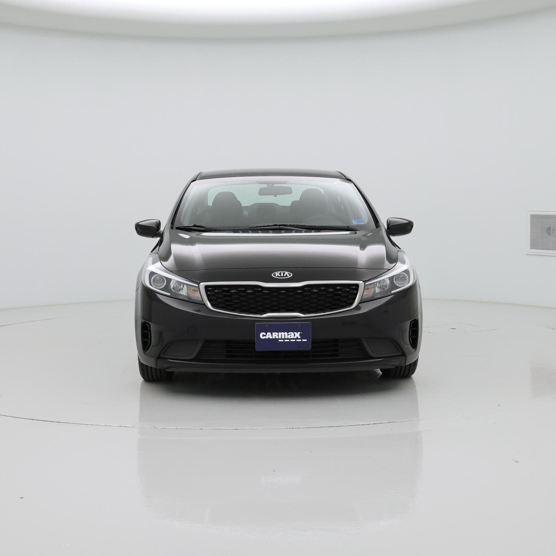 Thumbnail: 2018 Kia Forte - 5