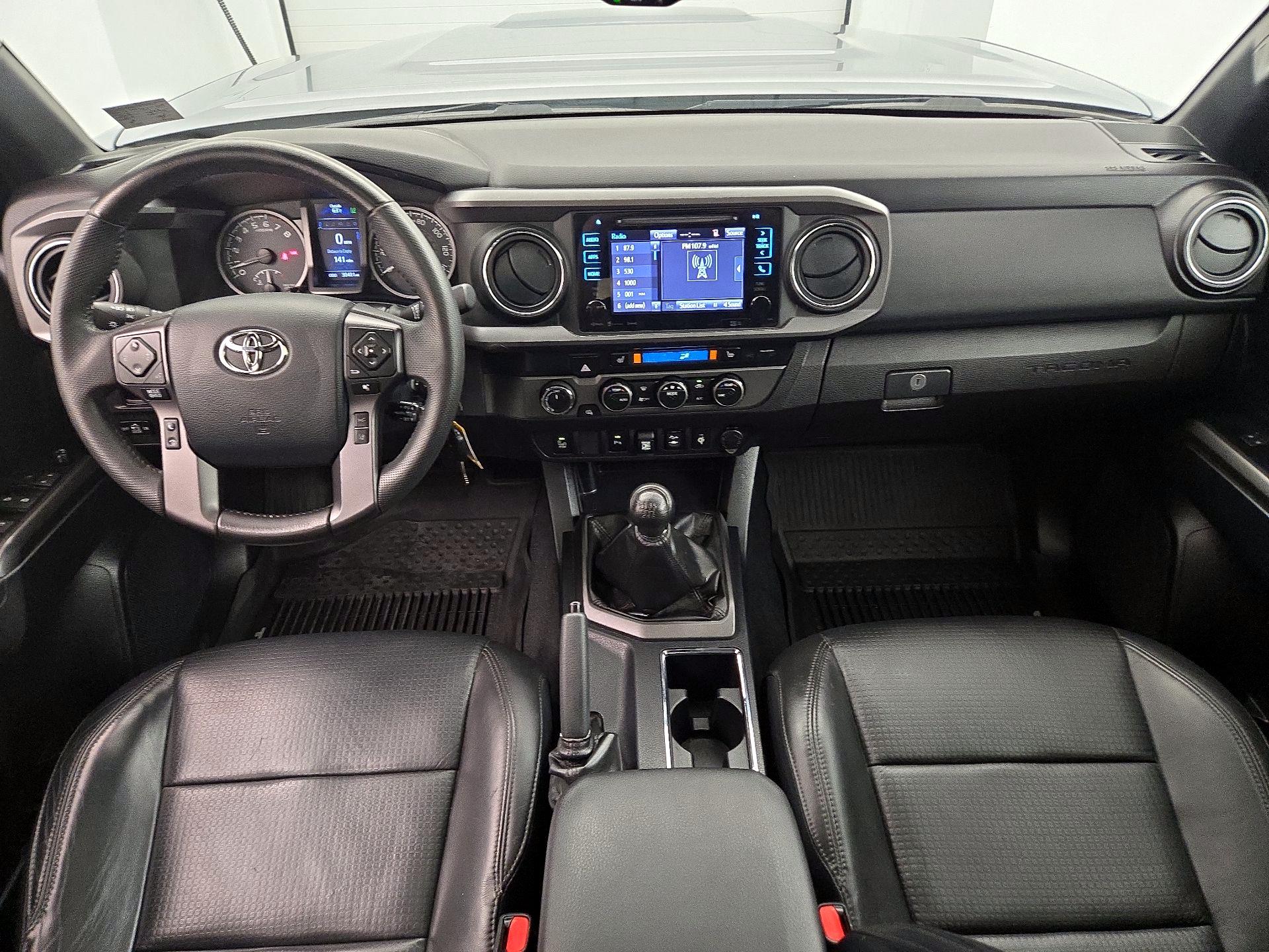 Thumbnail: 2019 Toyota Tacoma - 9